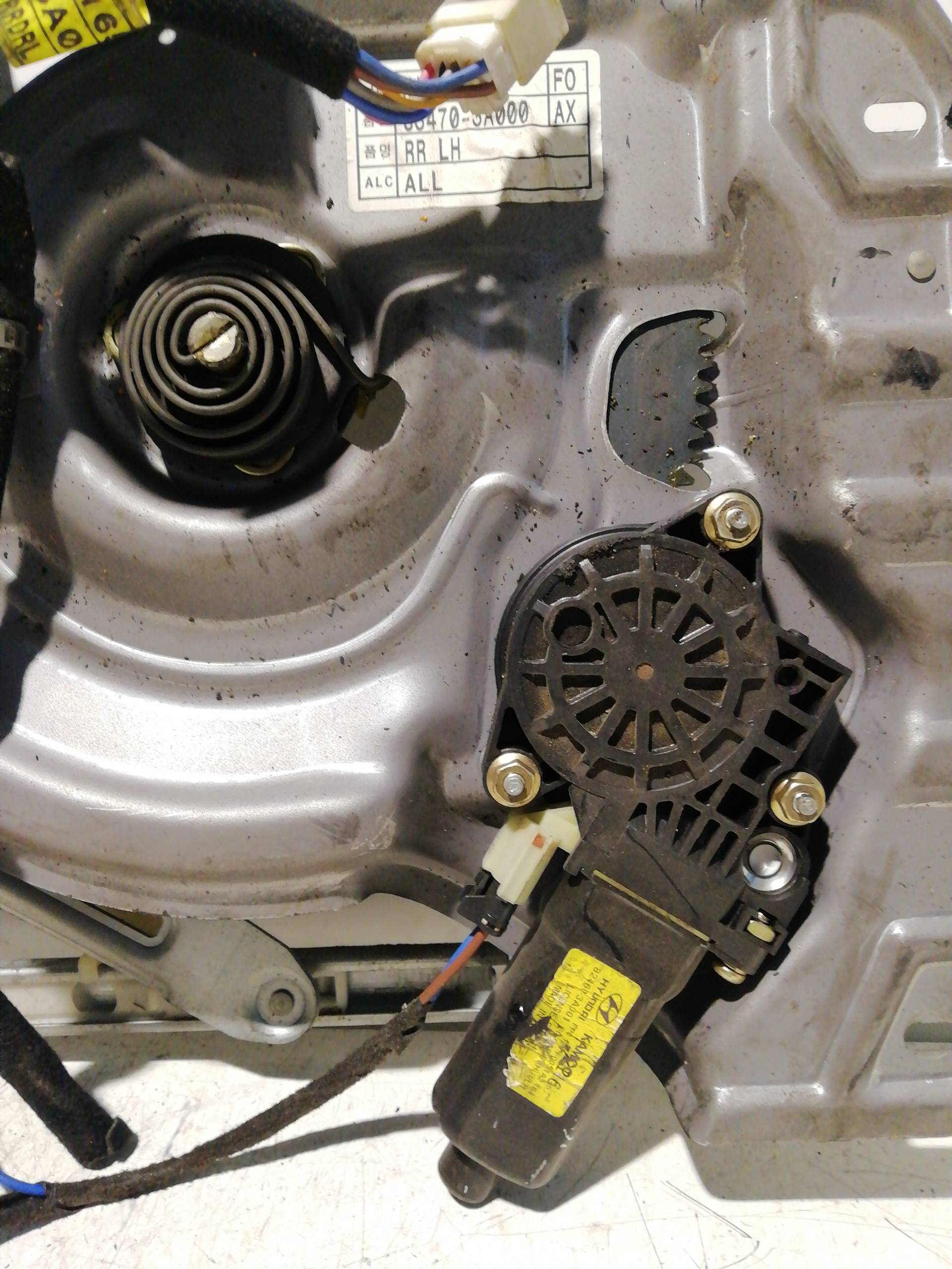 Rear left window regulator HYUNDAI TRAJET (FO)
