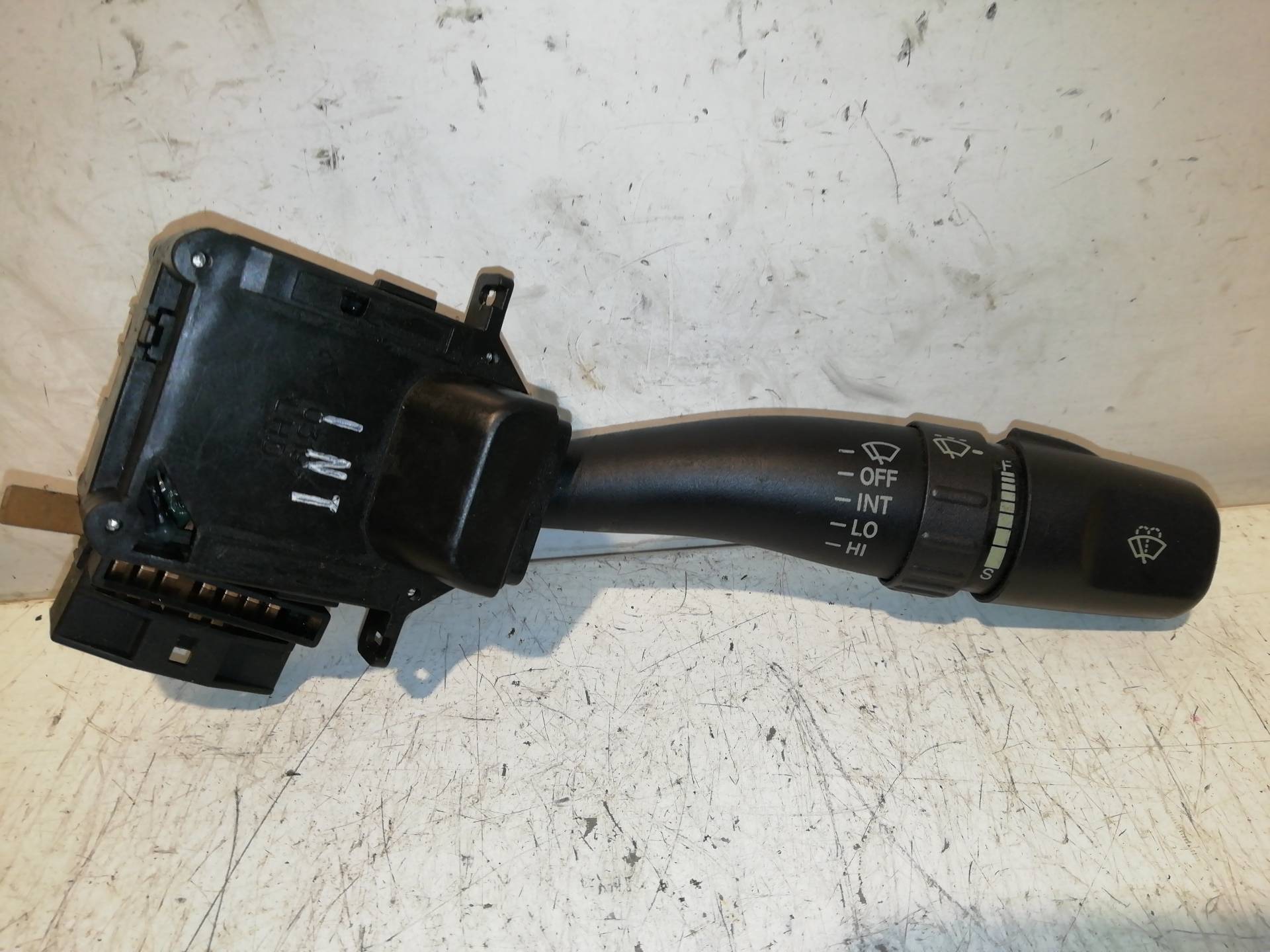 Commande d'essuie-glace HYUNDAI TRAJET (FO)
