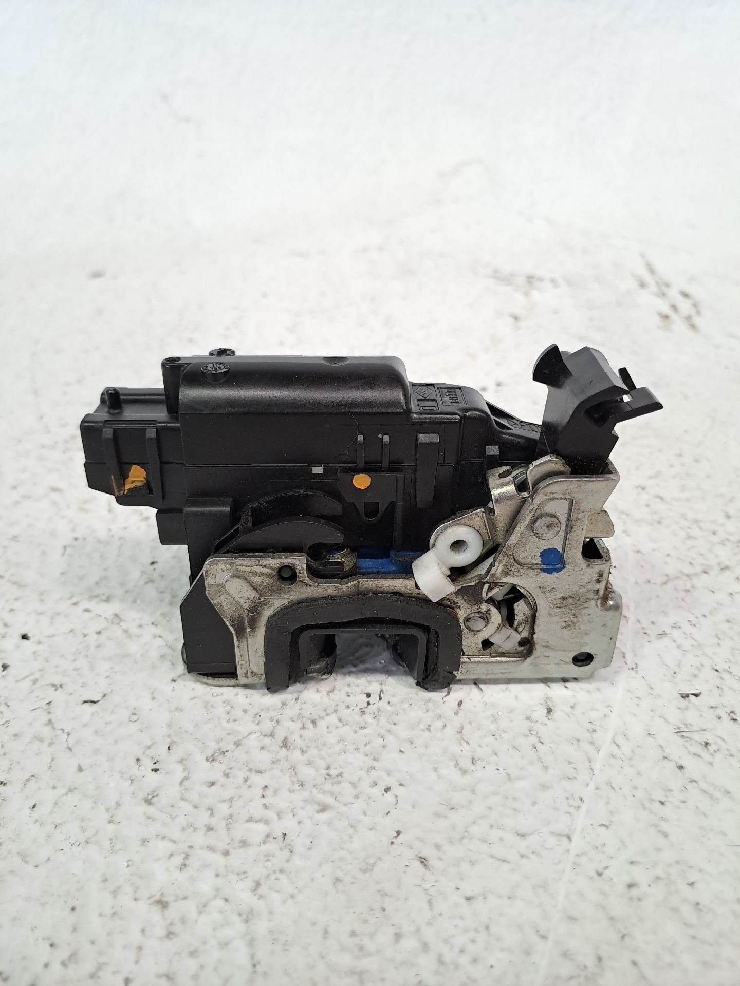 Front right door lock DACIA DOKKER