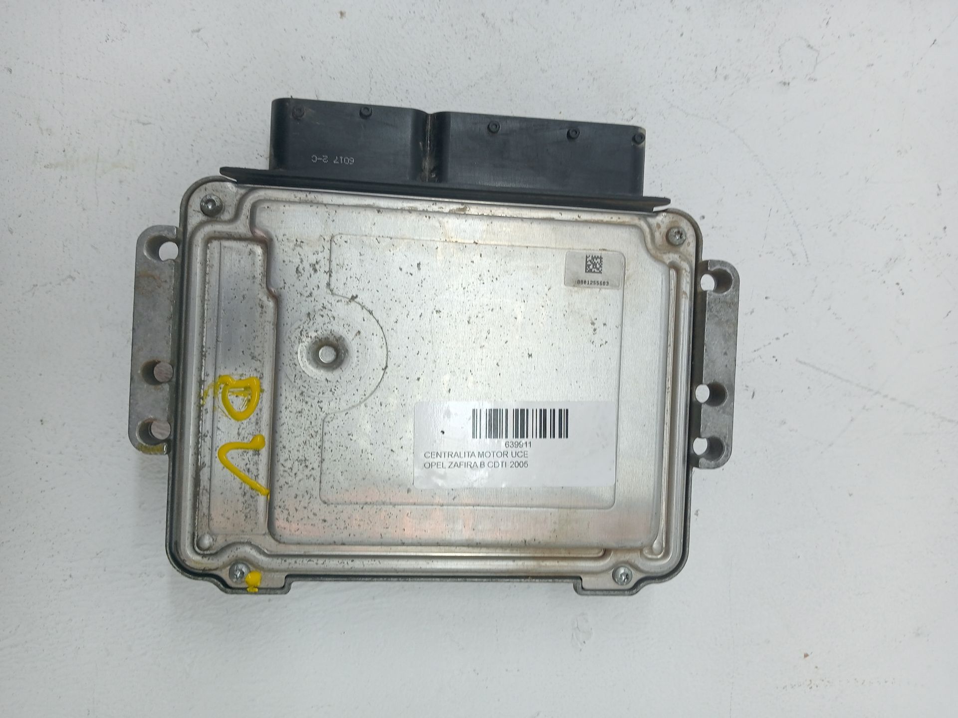 Calculateur moteur OPEL ZAFIRA B