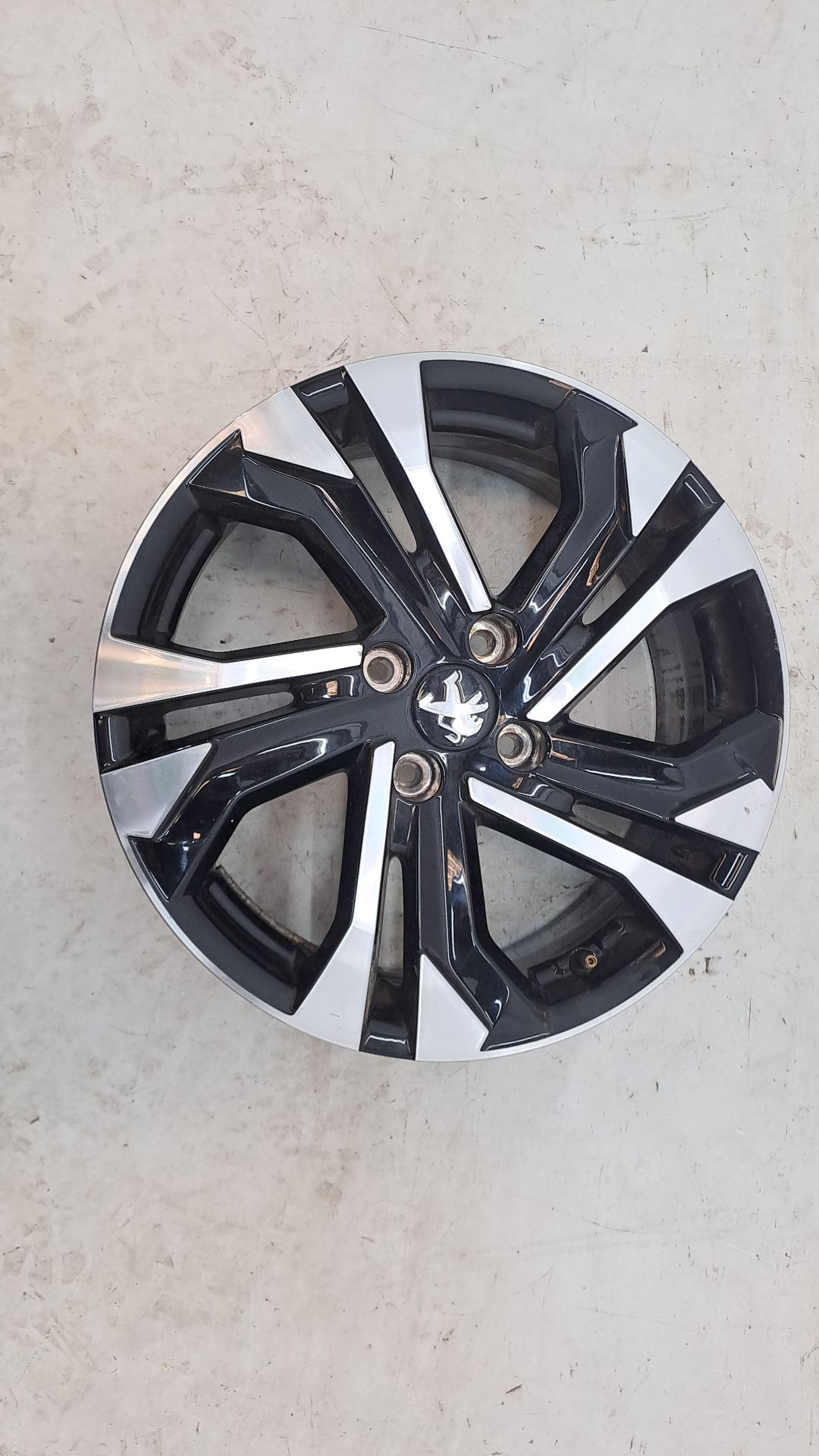 Wheel Rim PEUGEOT 2008 (P1)