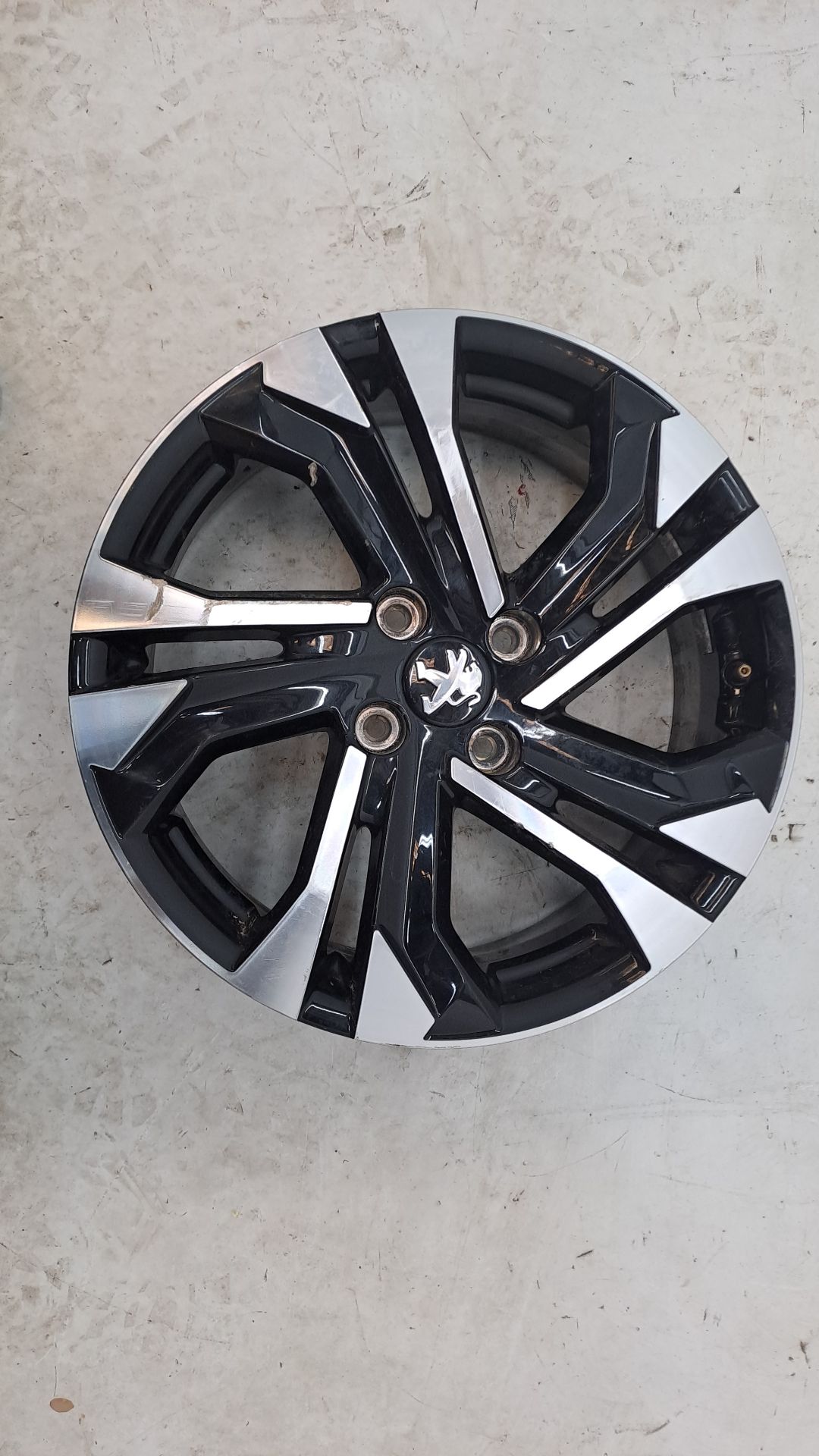 Wheel Rim PEUGEOT 2008 (P1)