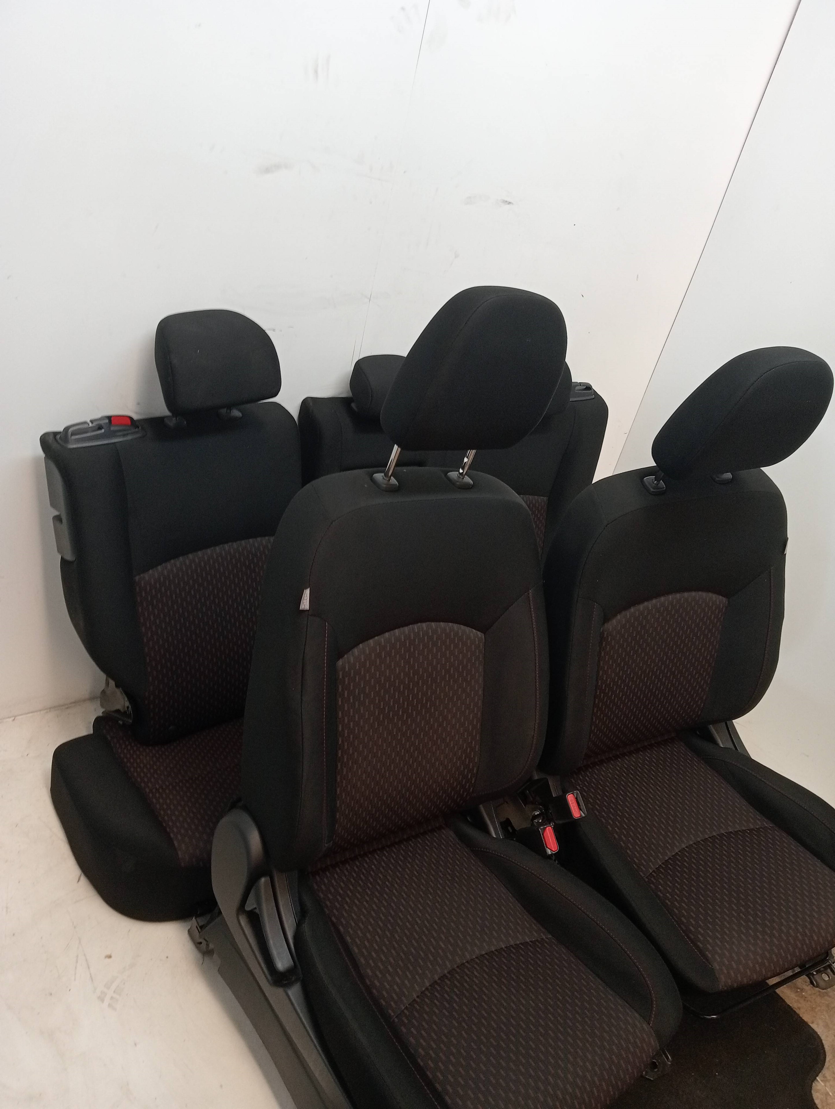 Complete Seat Set MITSUBISHI ASX (GA0W)
