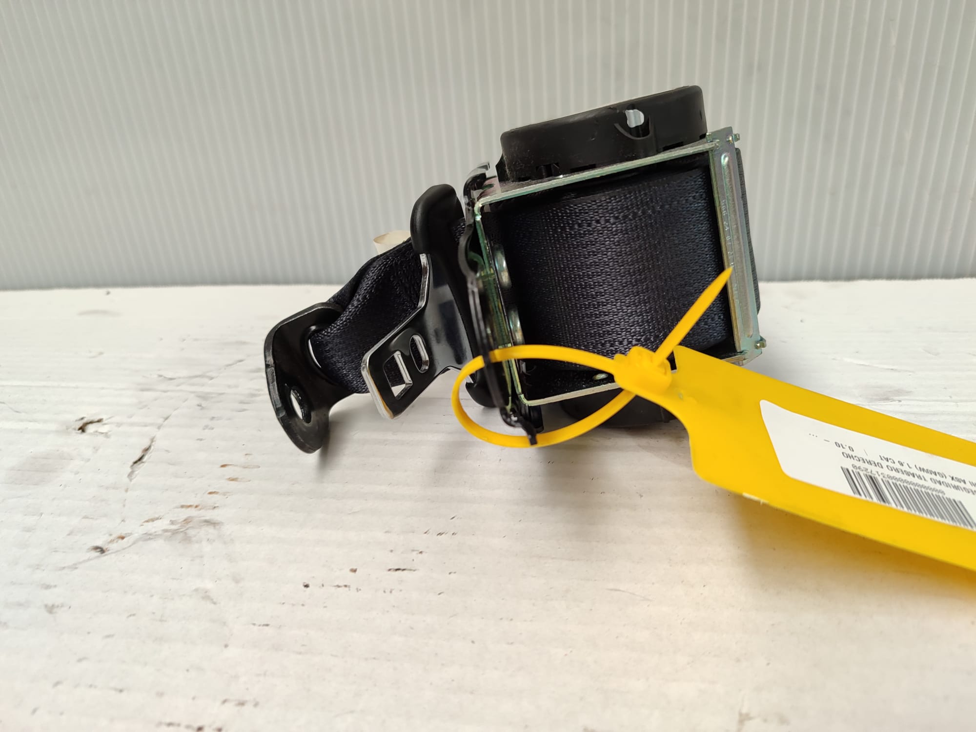 Ceinture de sécurité arrière droite MITSUBISHI ASX (GA0W)