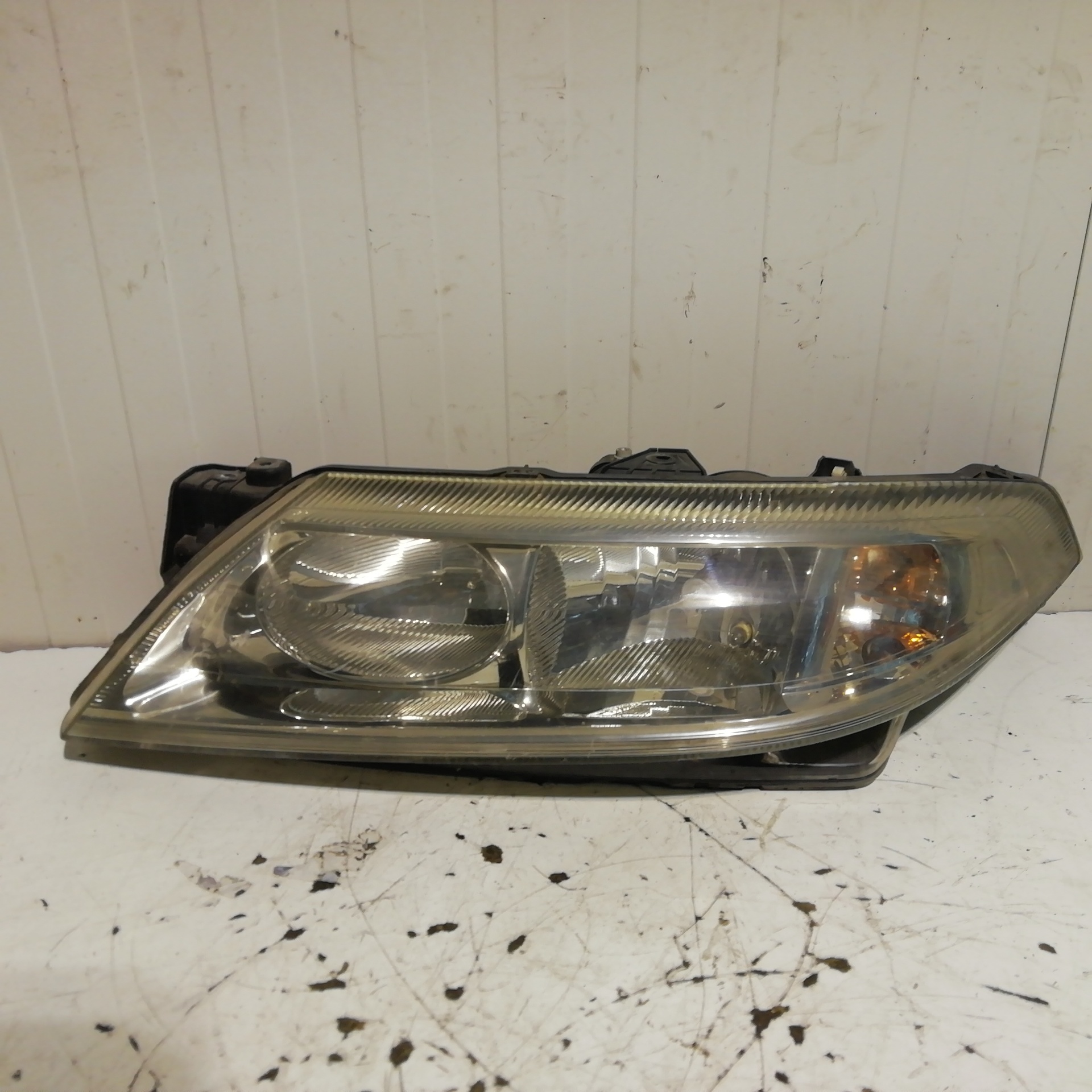 Scheinwerfer links RENAULT LAGUNA II GRANDTOUR (KG0)