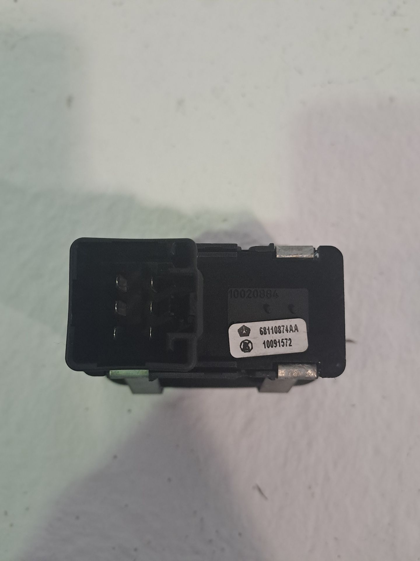 Interrupteur LANCIA VOYAGER (404)