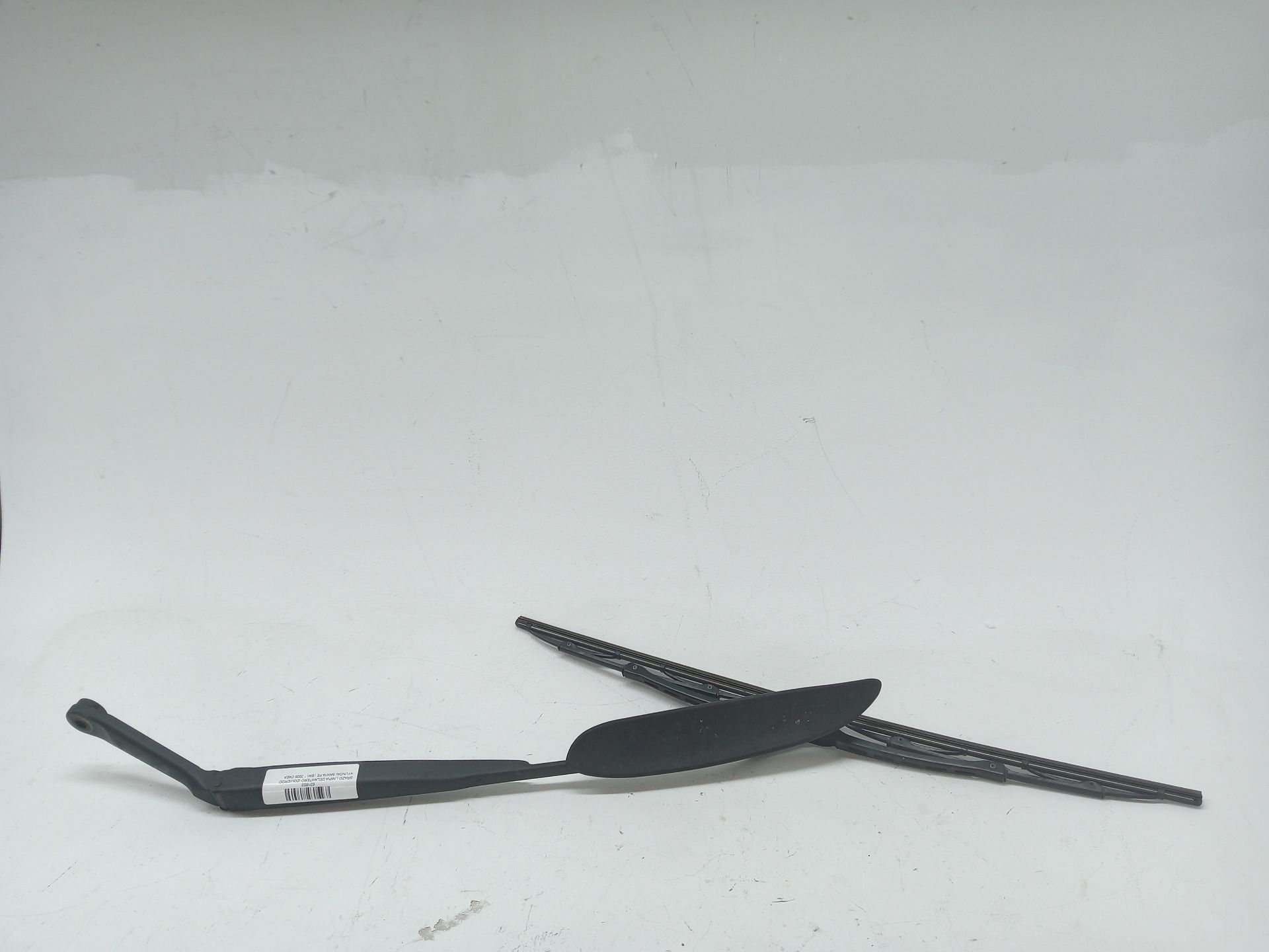 Front Left Wiper Arm HYUNDAI SANTA FE (BM)