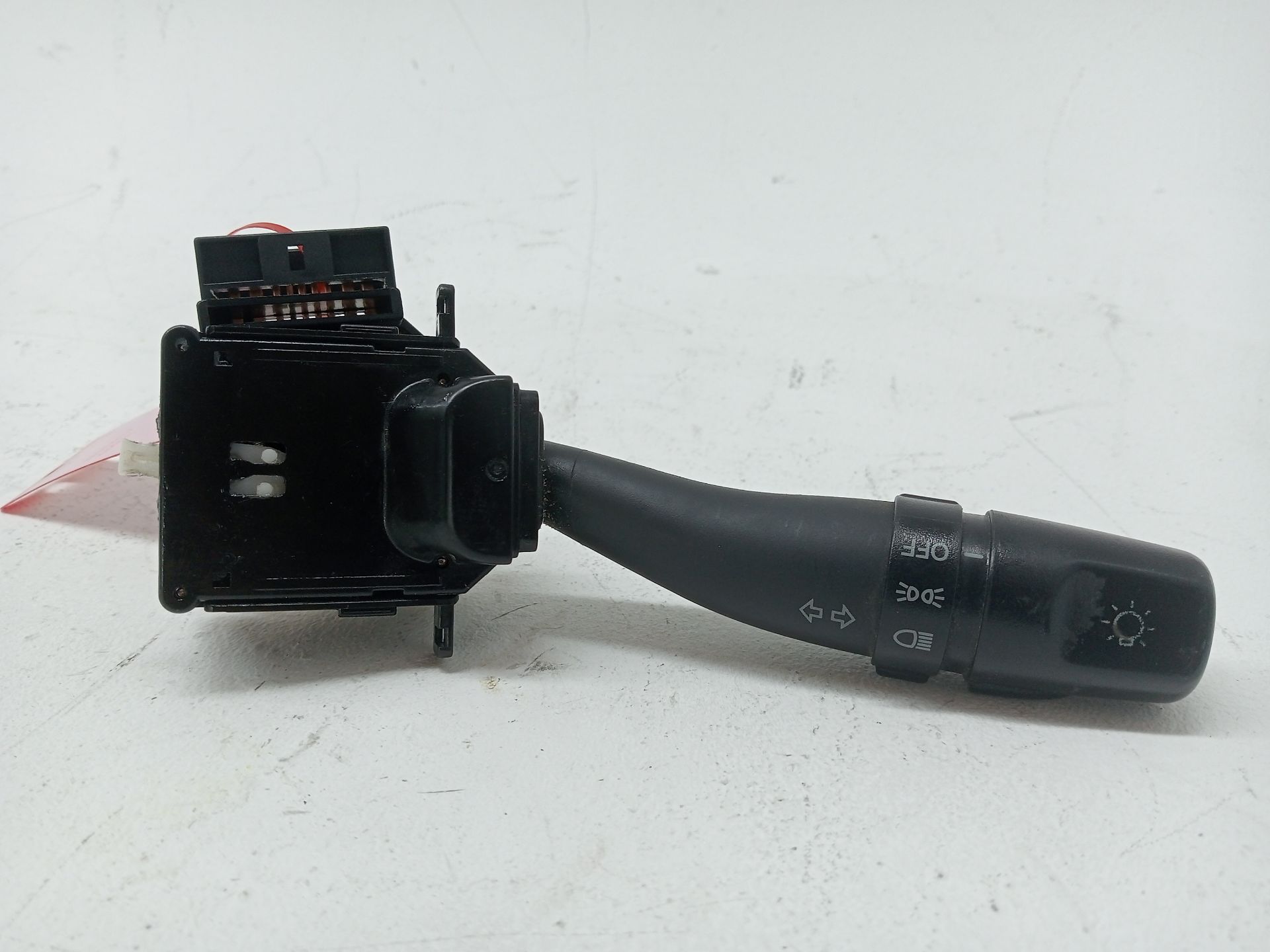 Commande de clignotants HYUNDAI SANTA FE (BM)