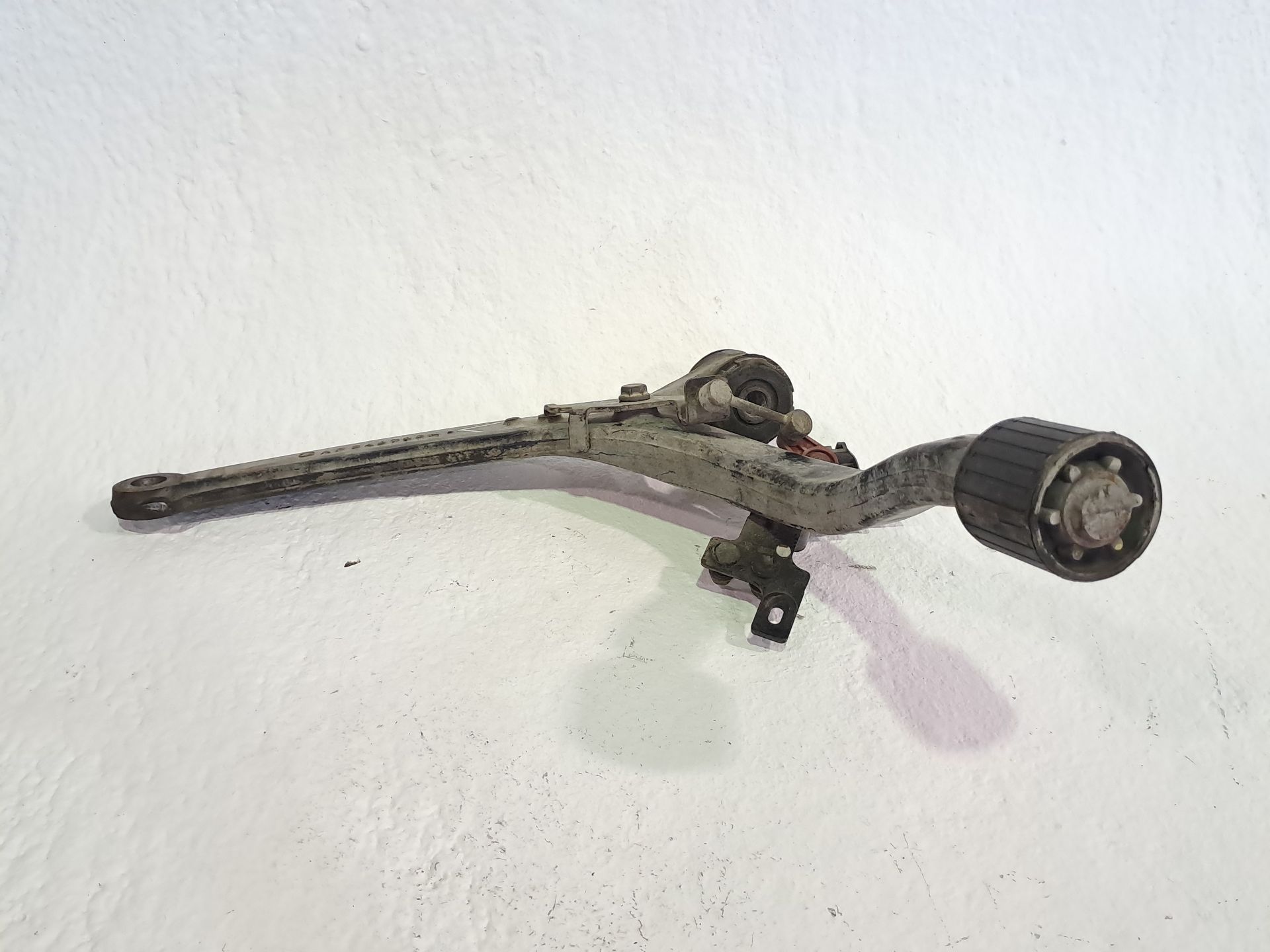 Front Left Lower Control Arm PEUGEOT 607 (9D, 9U)