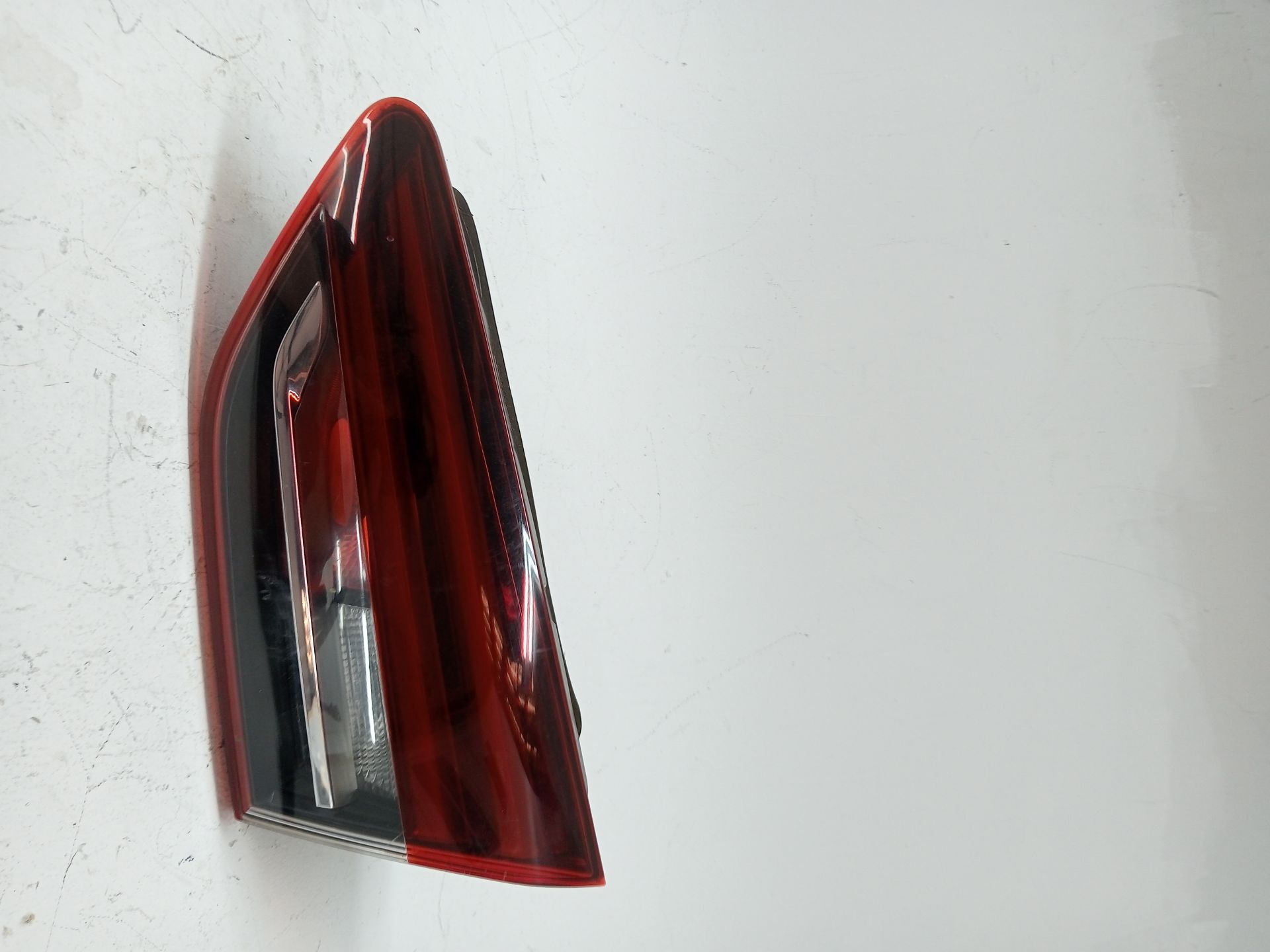 Feu arrière droit intérieur OPEL INSIGNIA GRAND SPORT