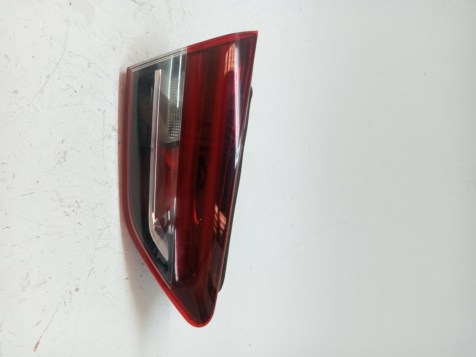 Feu arrière gauche intérieur OPEL INSIGNIA GRAND SPORT
