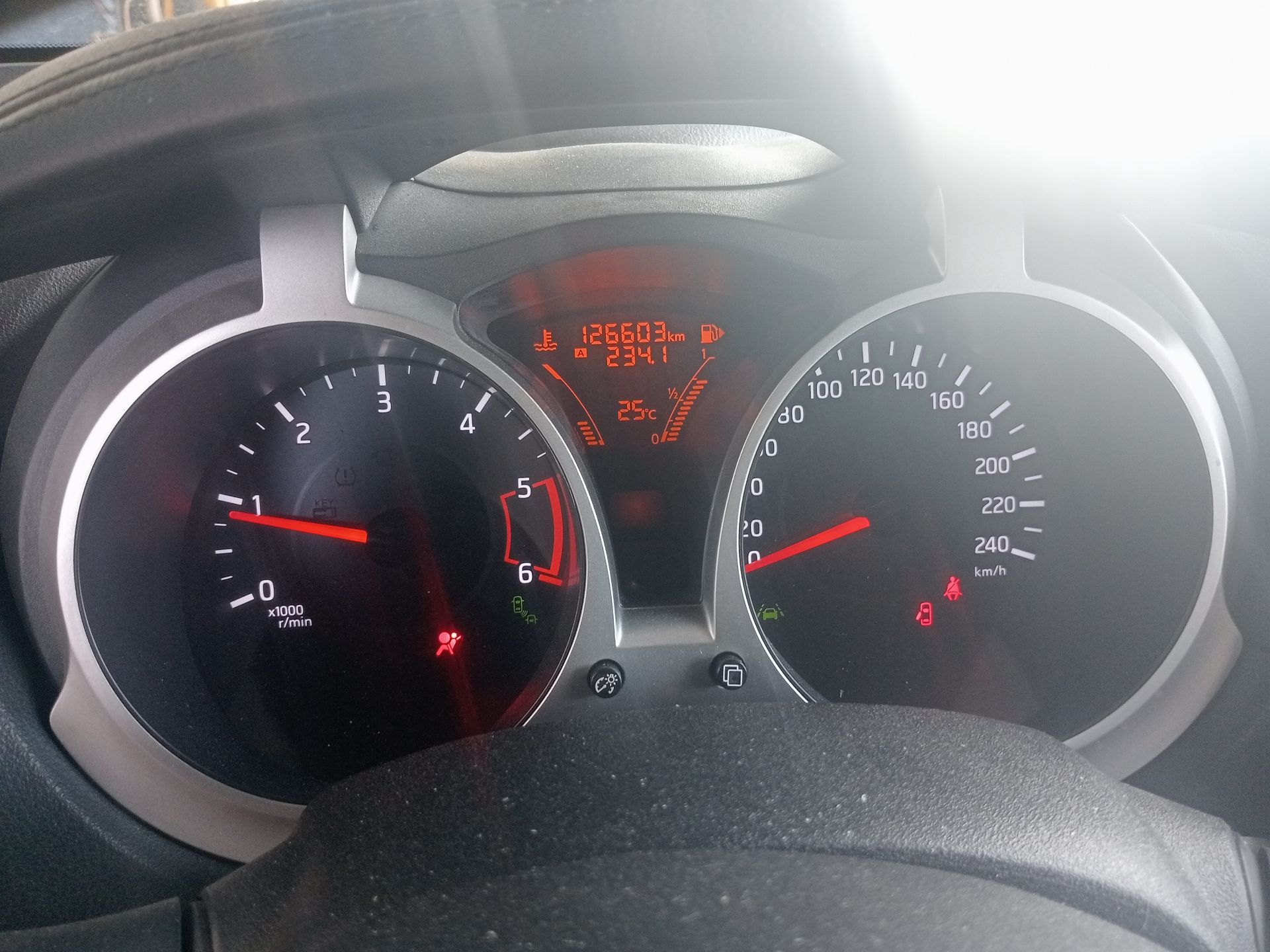 Combiné d’instruments NISSAN JUKE (F15)