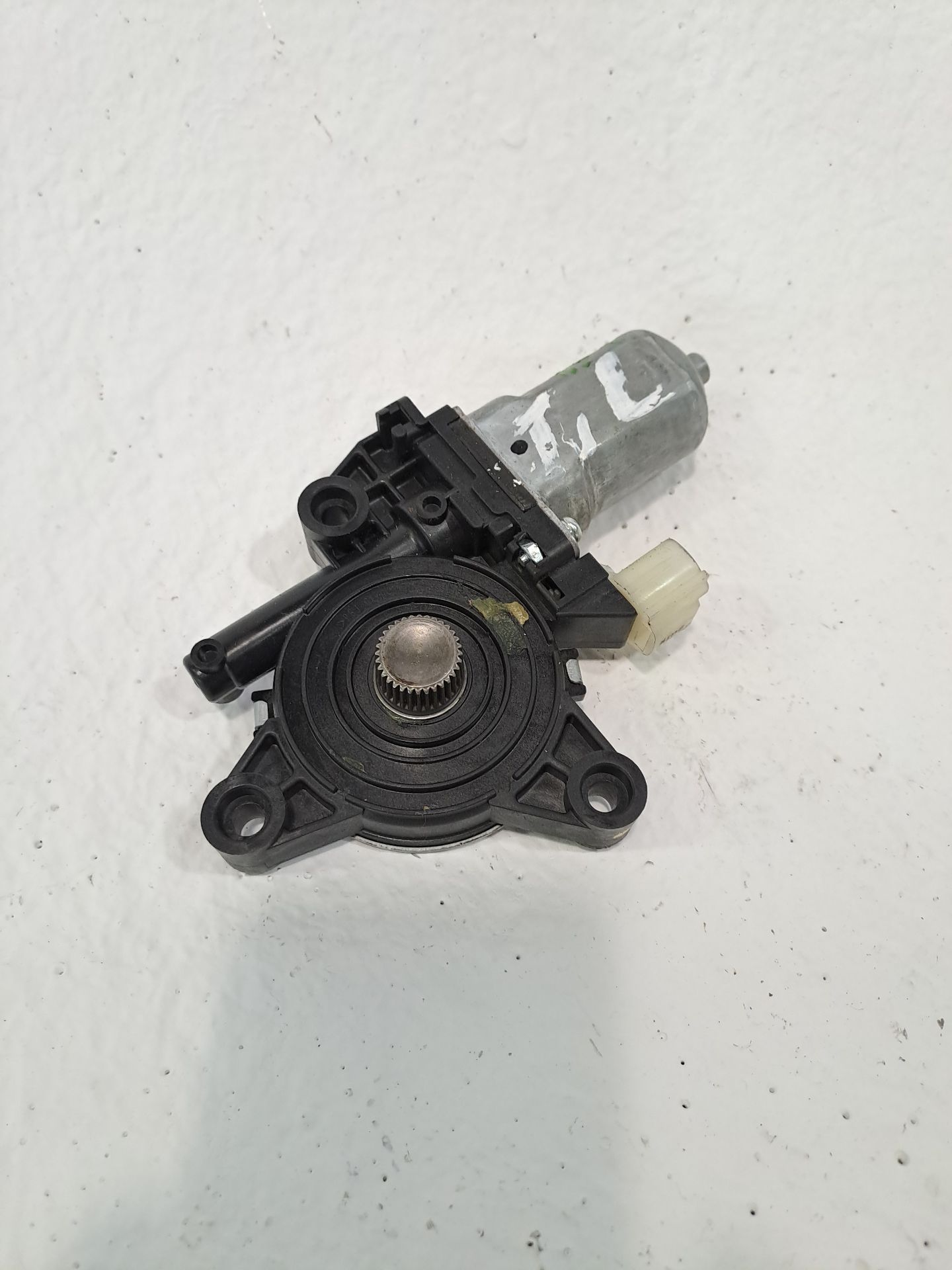 Motor vidro elétrico traseiro esquerdo KIA RIO (YB)