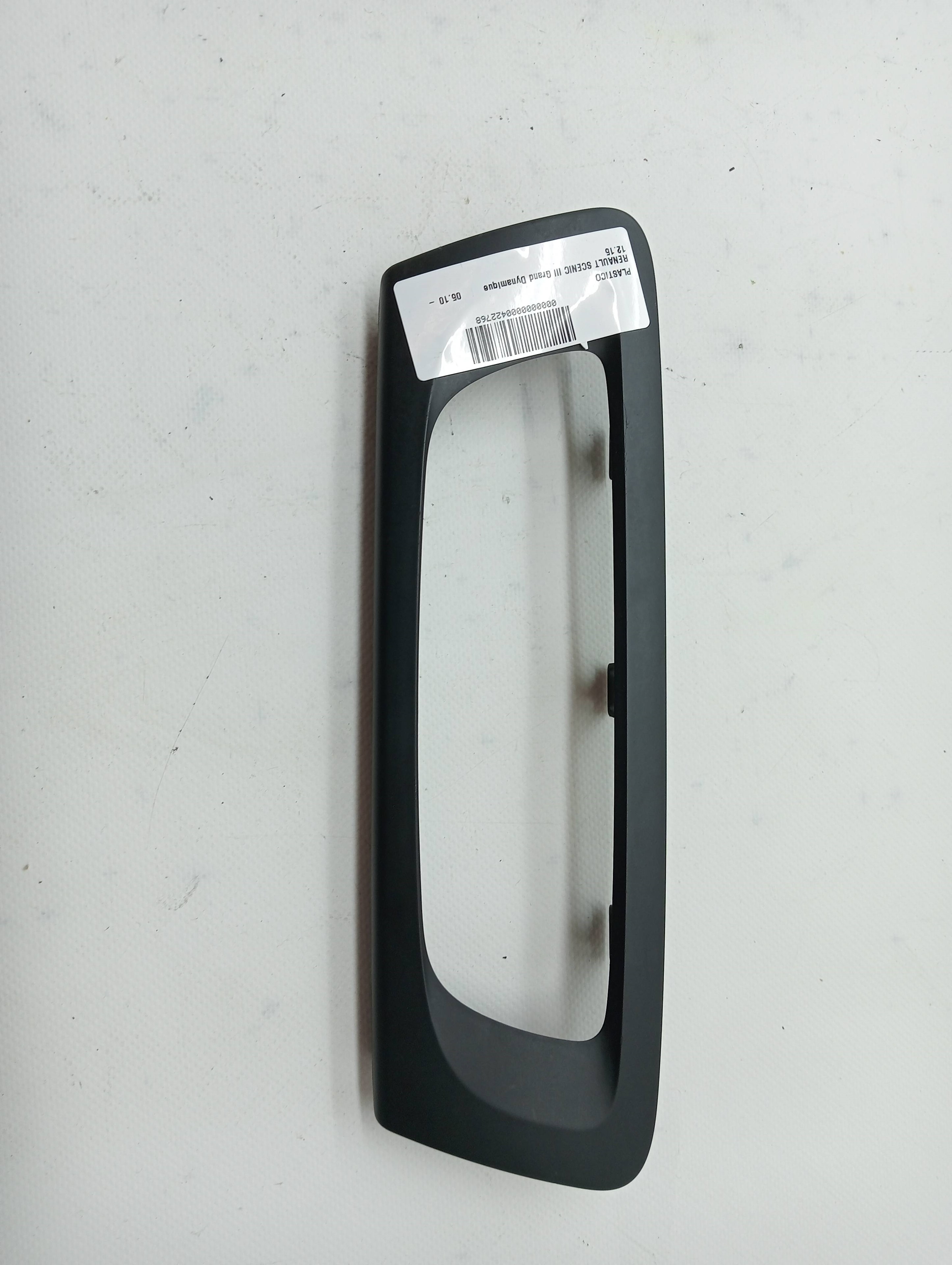 Painel plástico RENAULT SCENIC III