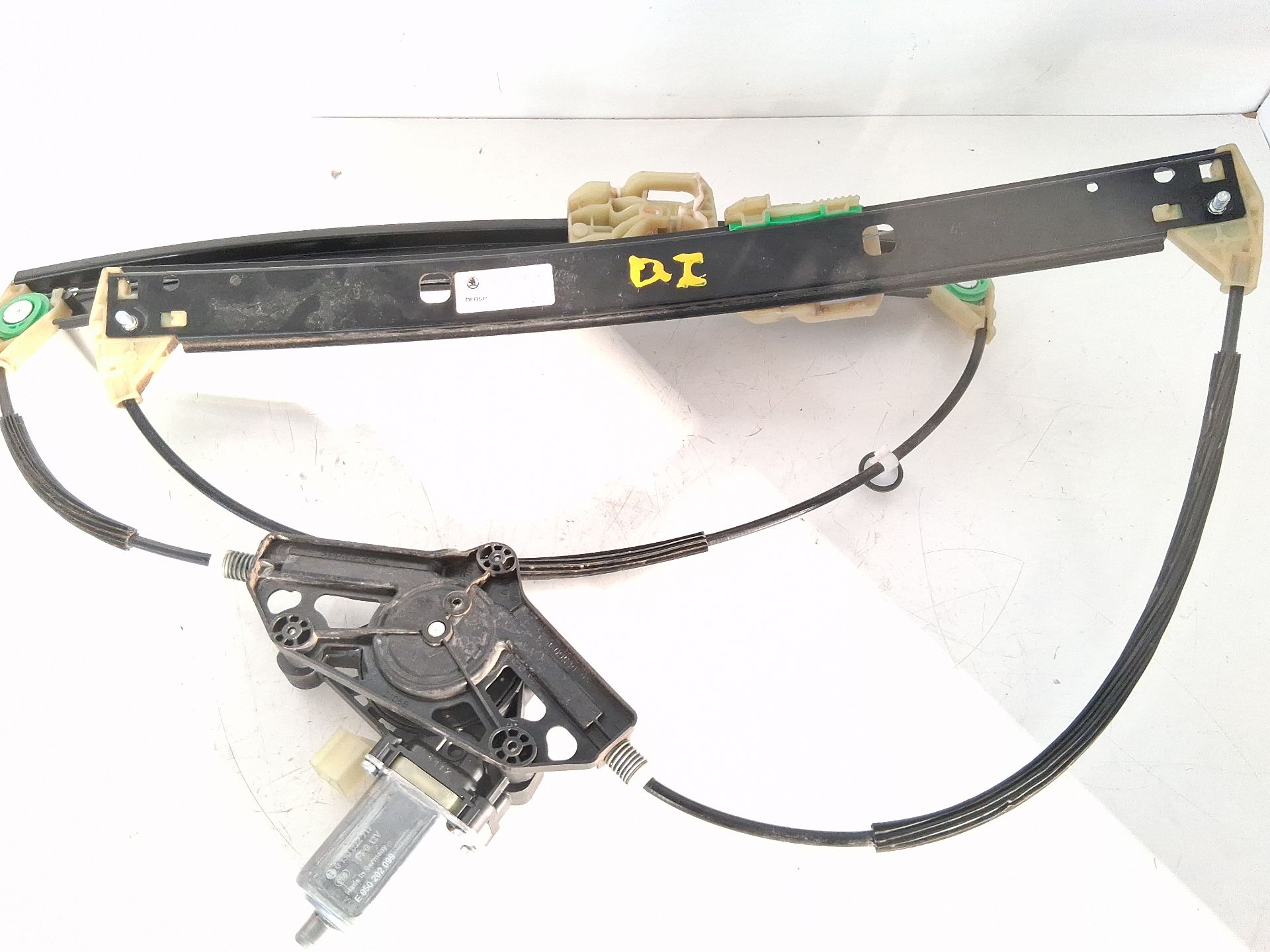 Front left window regulator SKODA OCTAVIA LIM. (5E3)