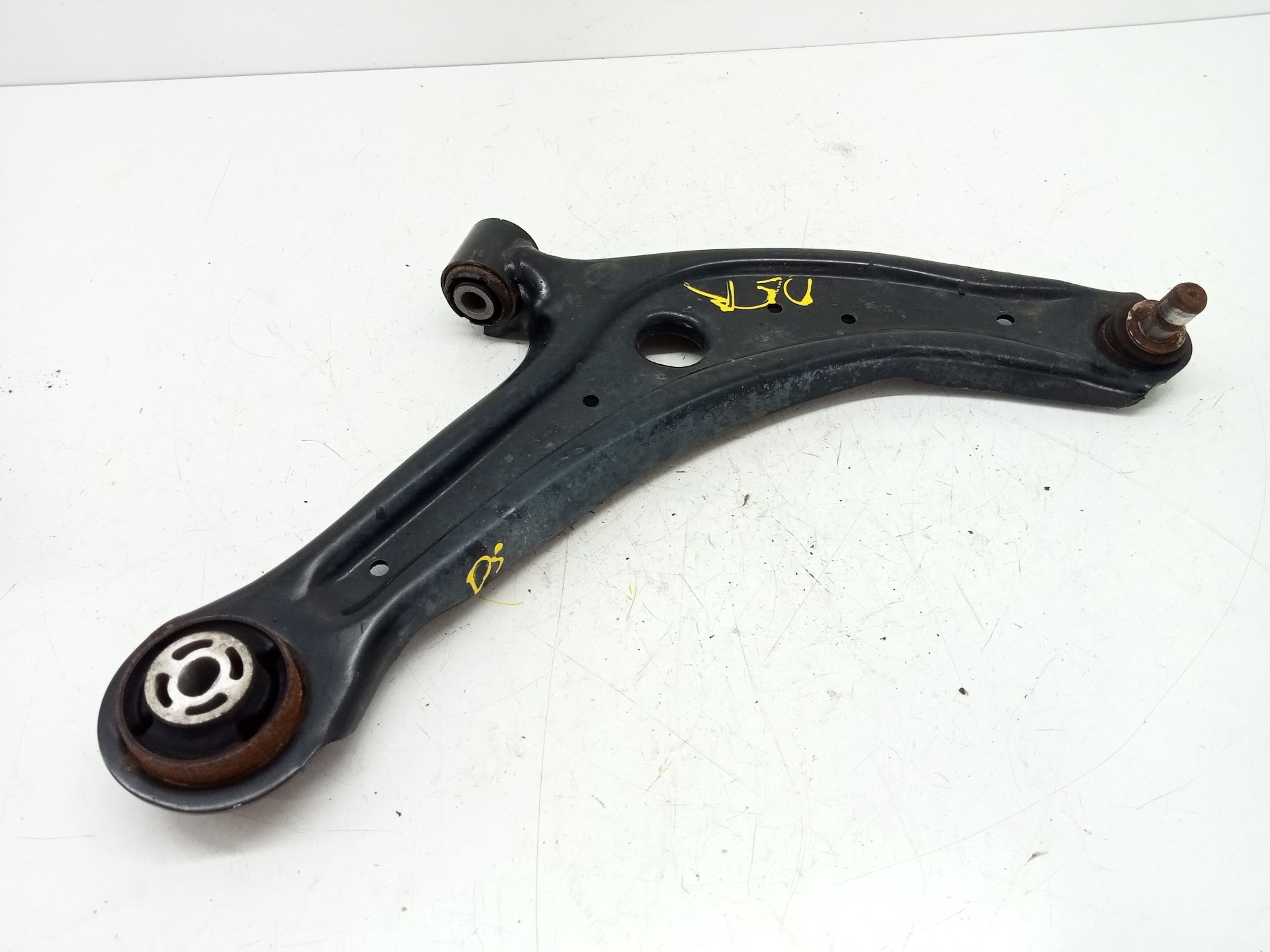 Front Right Lower Control Arm FORD FIESTA (CE1)