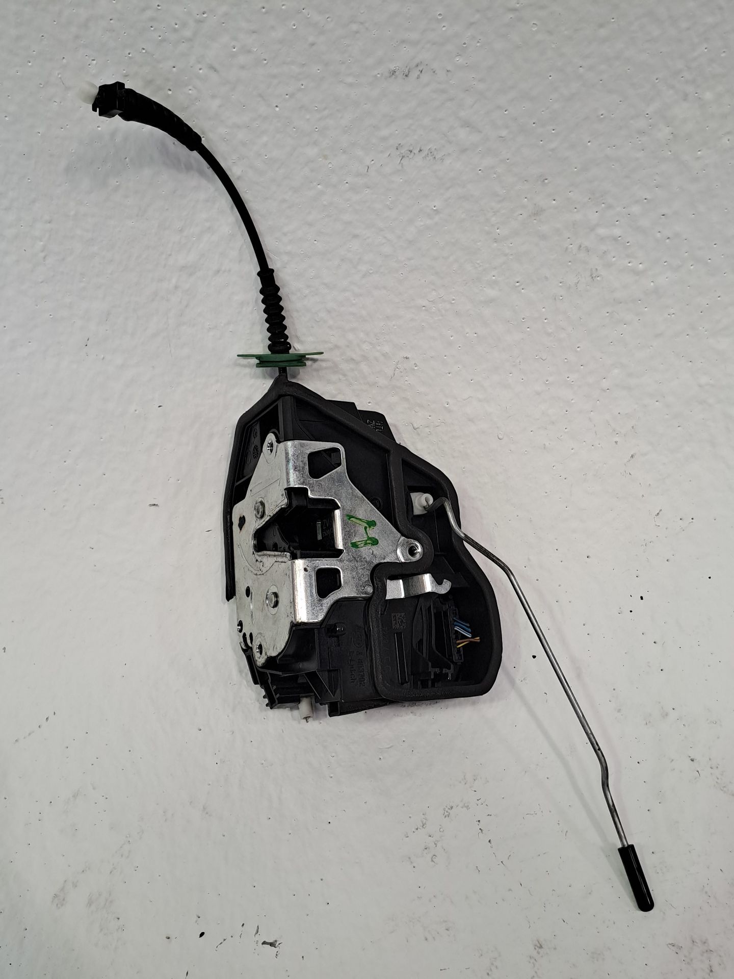 Fechadura da porta traseira esquerda BMW SERIE 5 BERLINA (E60)