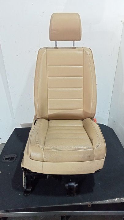 Vordersitz rechts VOLKSWAGEN TOUAREG (7LA)