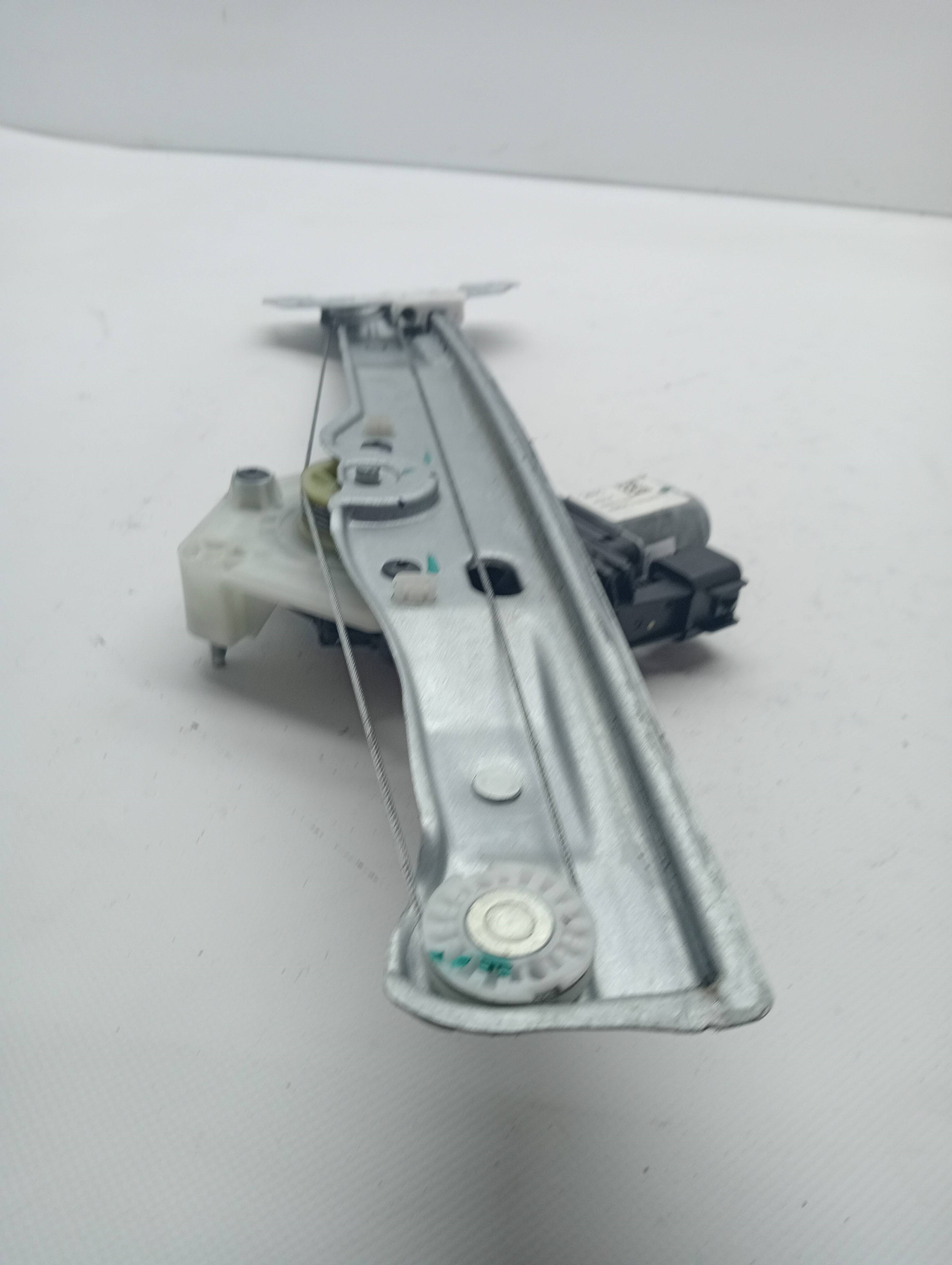 Fensterheber vorne links FORD KA (CCU)