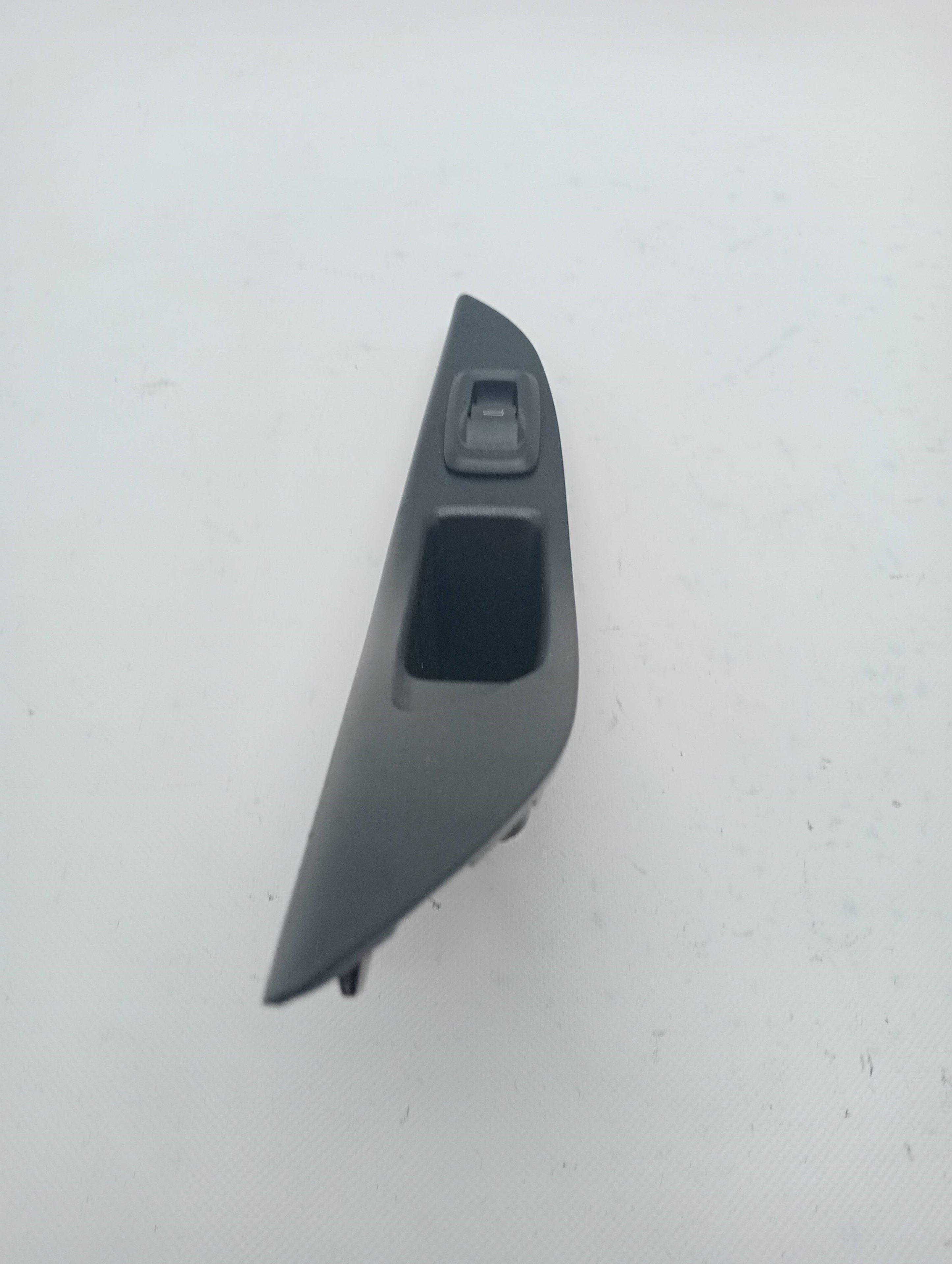 Rear Right Window Switch FORD KA (CCU)