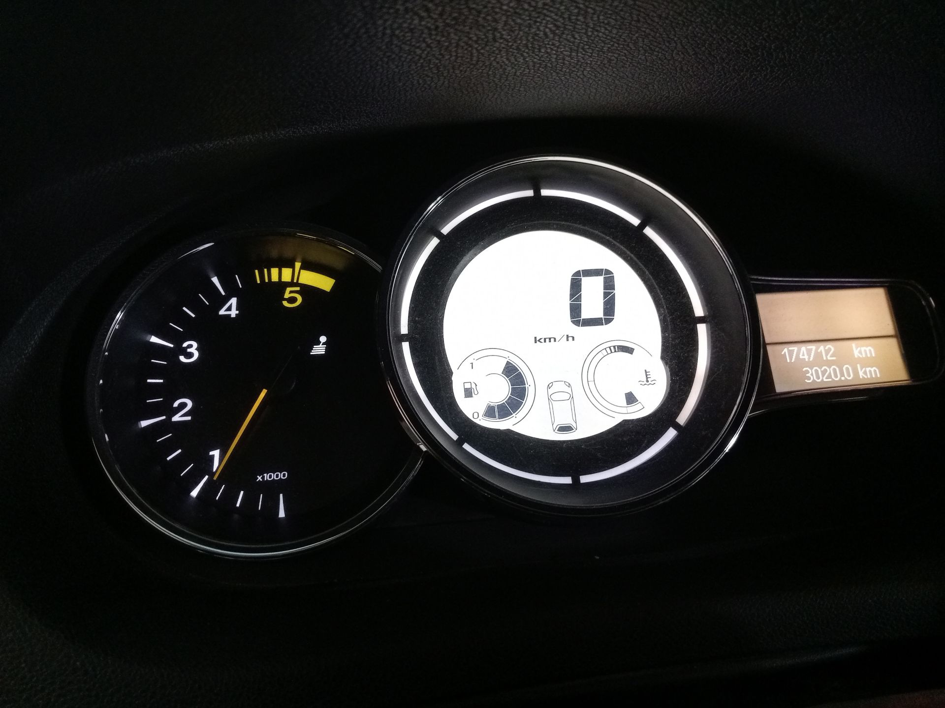 Combiné d’instruments RENAULT MEGANE III BERLINA 5 P