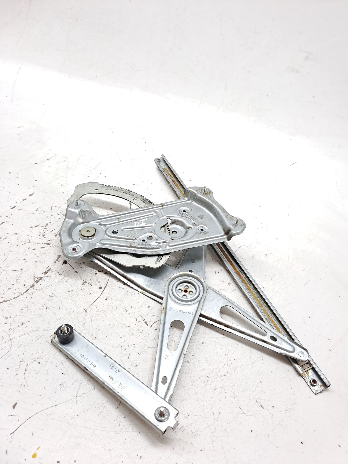 Front left window regulator RENAULT MEGANE III BERLINA 5 P