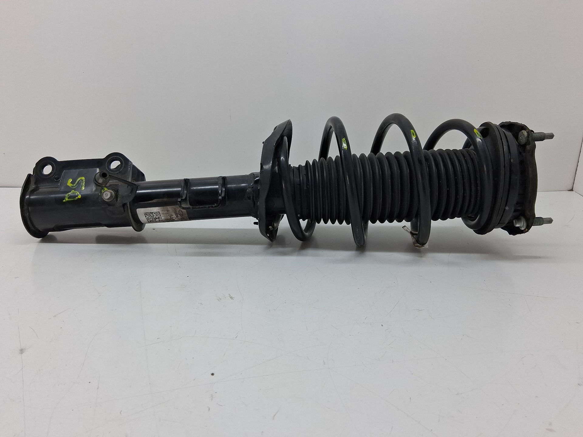 Front Left Shock Absorber HYUNDAI I20