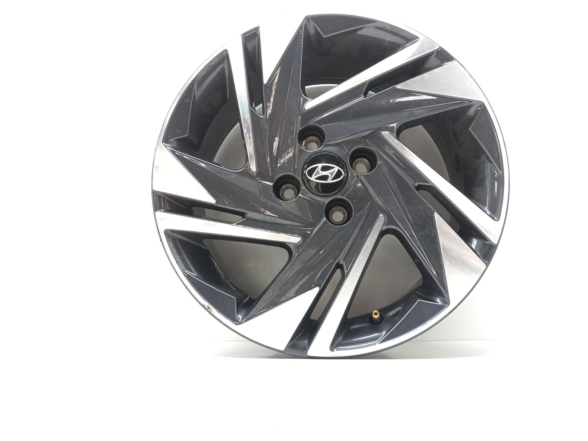 LLANTA HYUNDAI I20