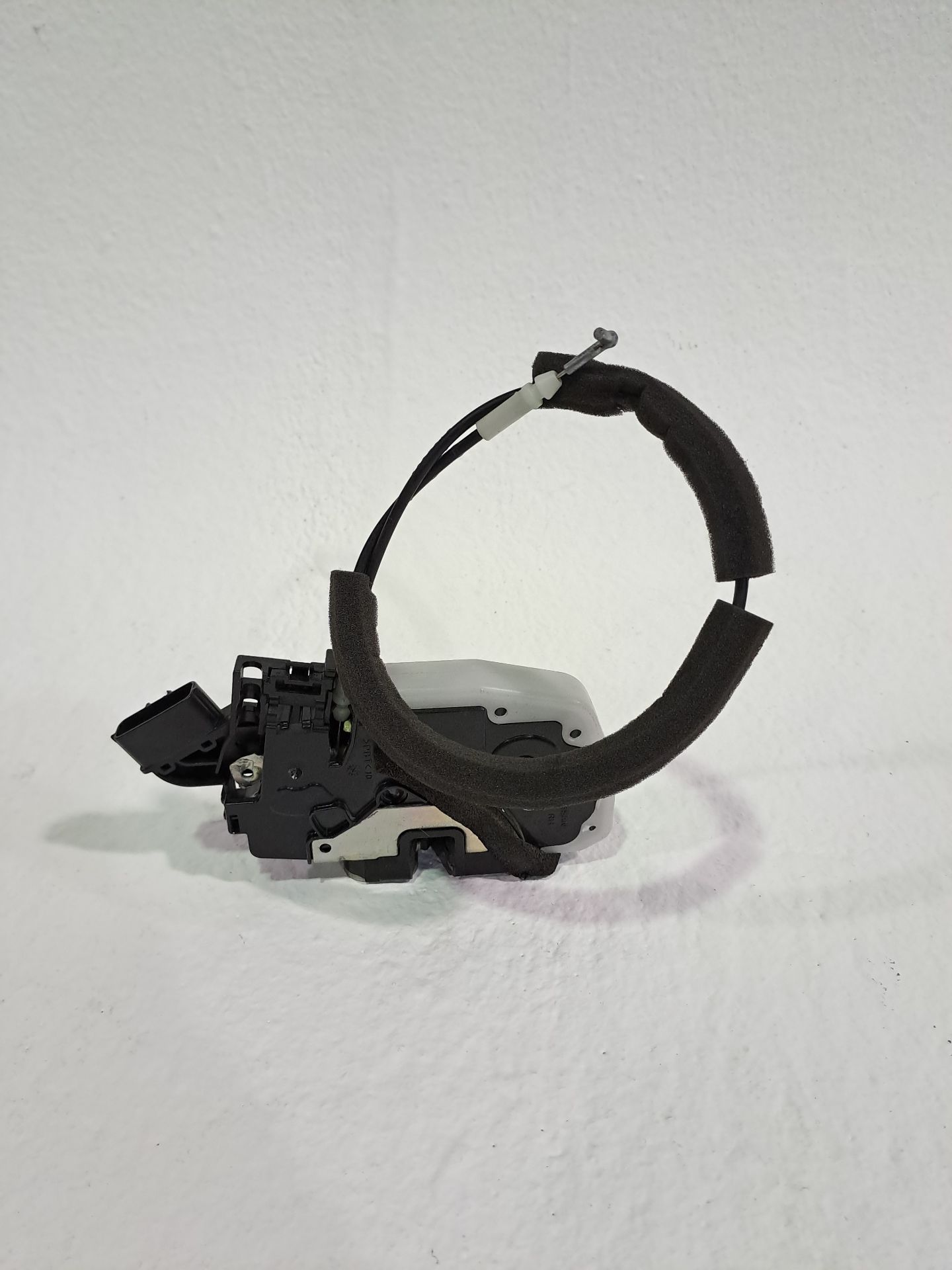 Türschloss vorne rechts NISSAN MICRA (K13)