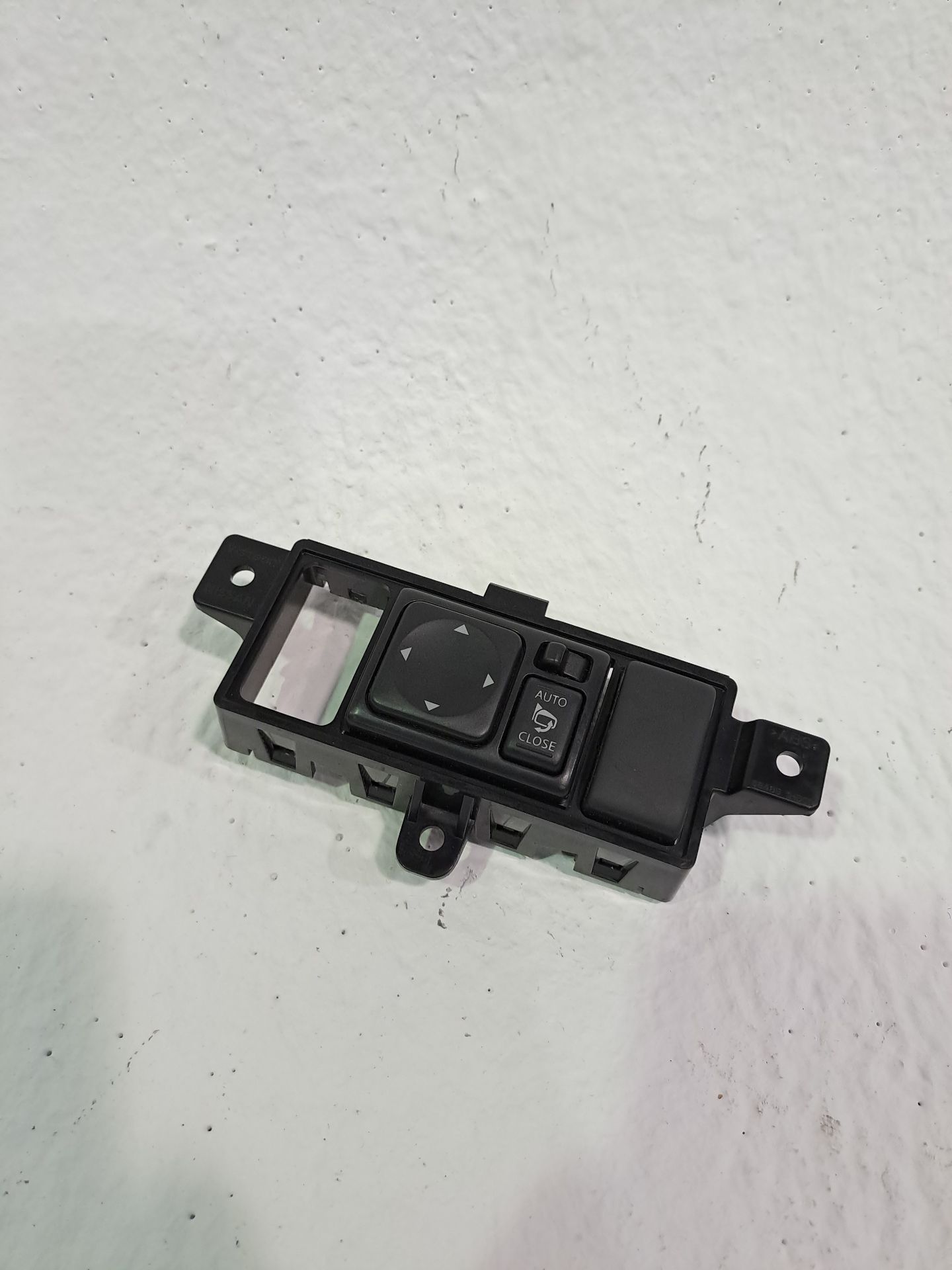 Comando retrovisor NISSAN MICRA (K13)