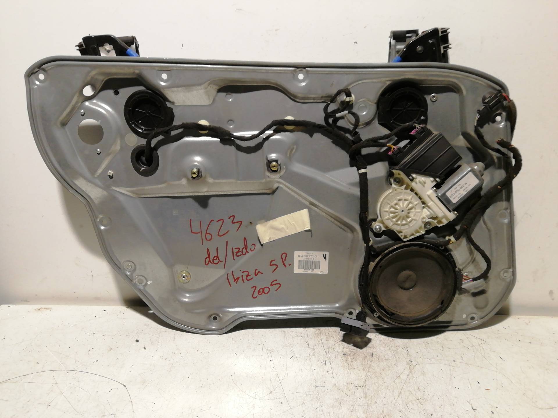 Front left window regulator SEAT IBIZA (6L1)