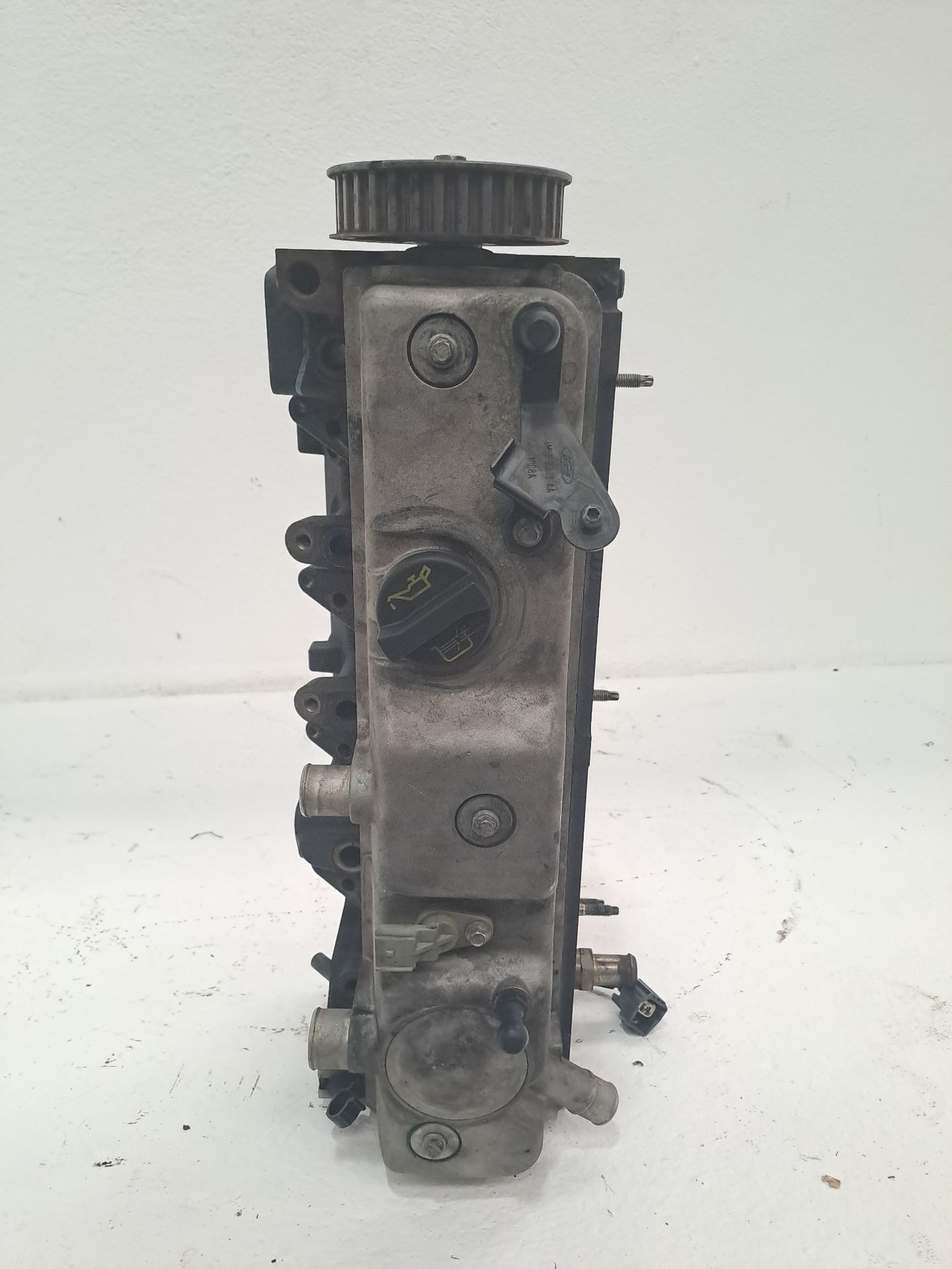 Cylinder head FORD C-MAX