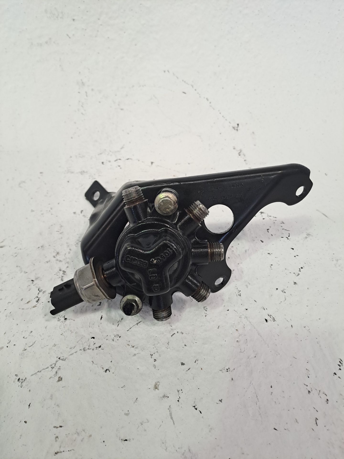 Fuel Rail FORD C-MAX