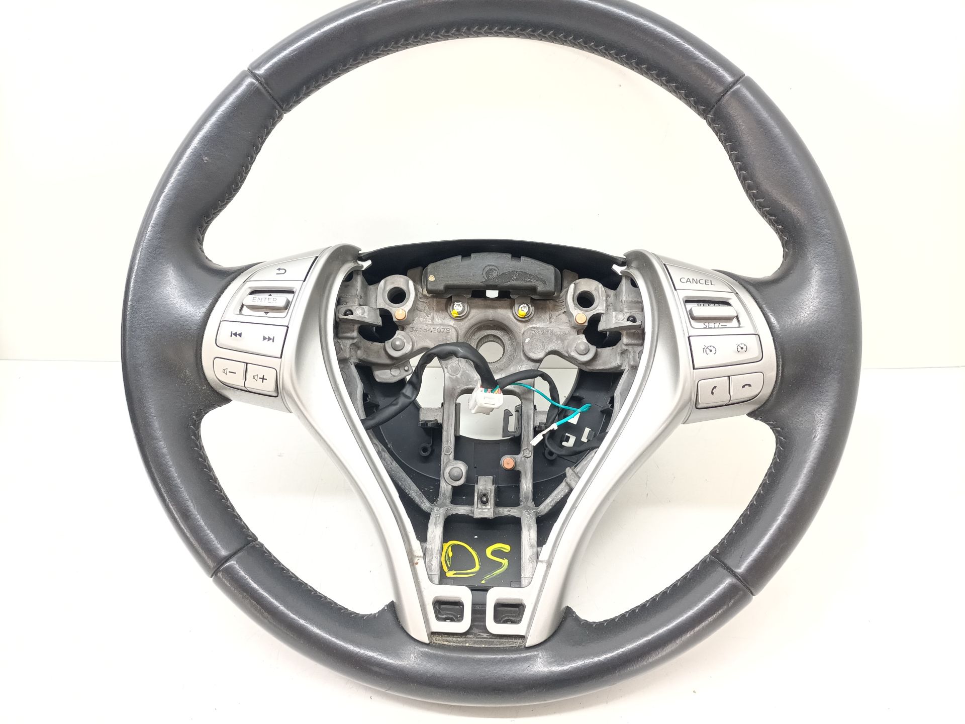 Volant NISSAN QASHQAI (J11)