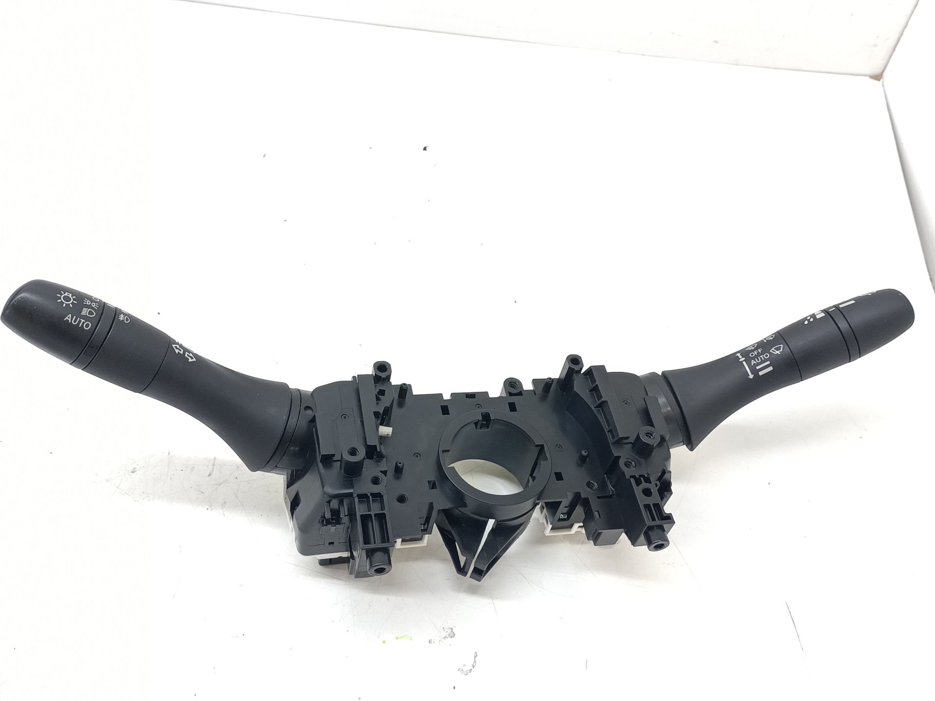 Commande multifonction NISSAN QASHQAI (J11)