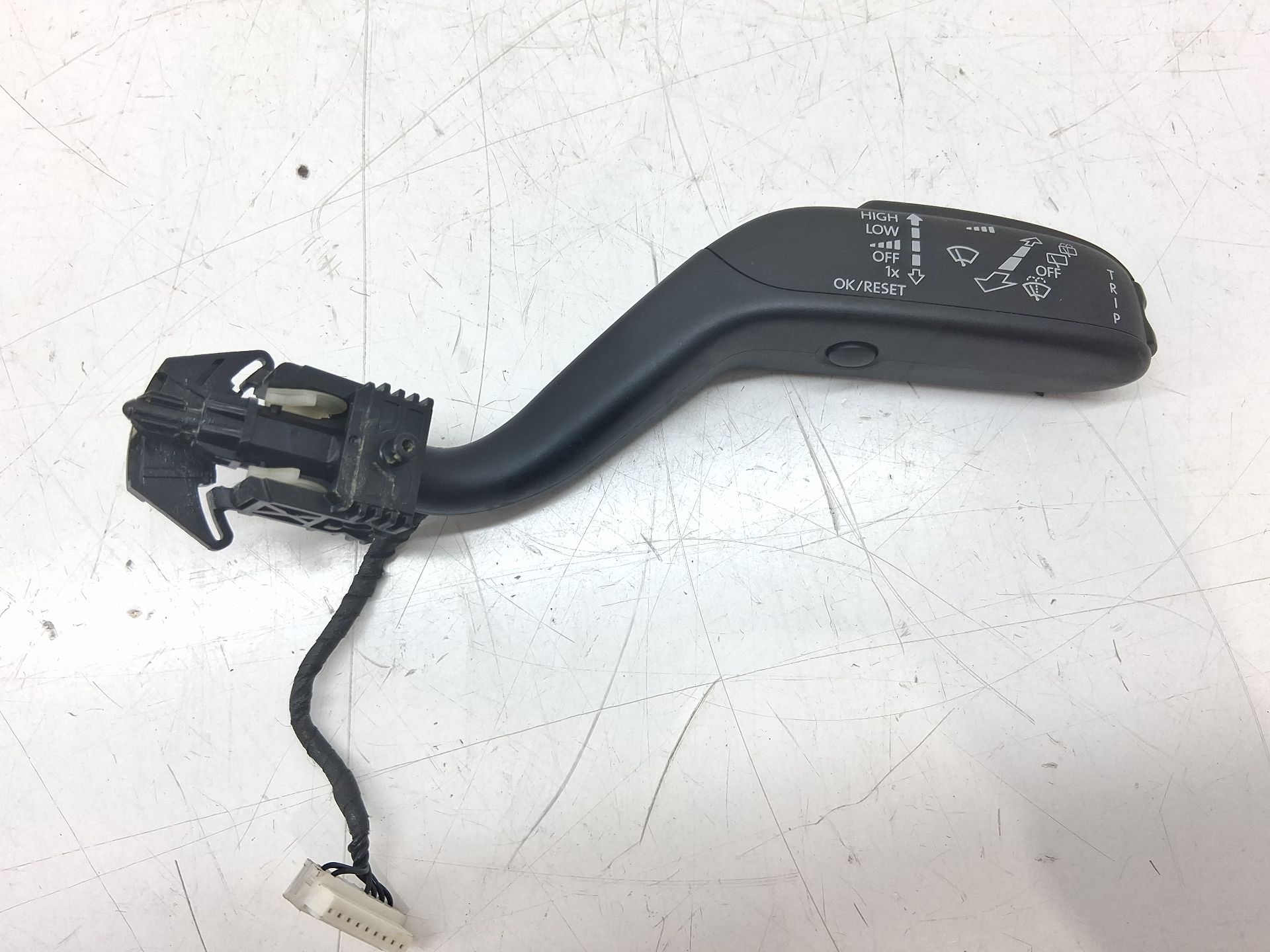 Commande d'essuie-glace SEAT IBIZA IV (6J5, 6P1)