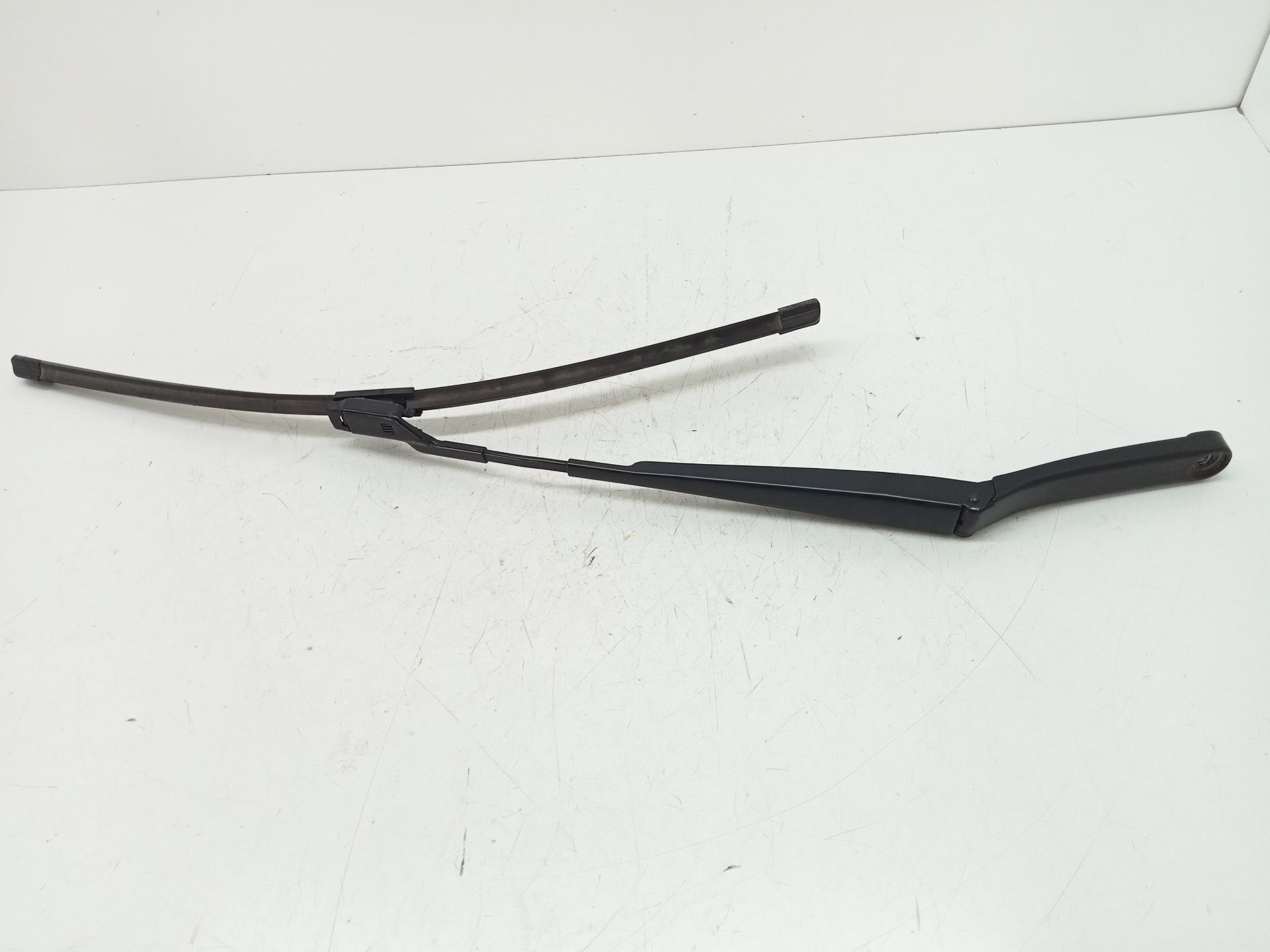 Front Left Wiper Arm SEAT IBIZA IV (6J5, 6P1)