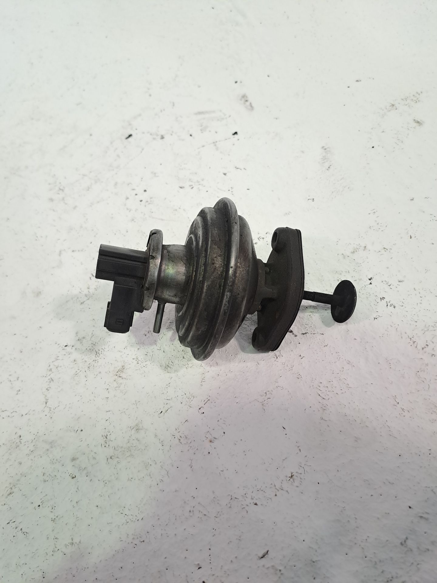 EGR valve BMW SERIE 3 COUPE (E92)