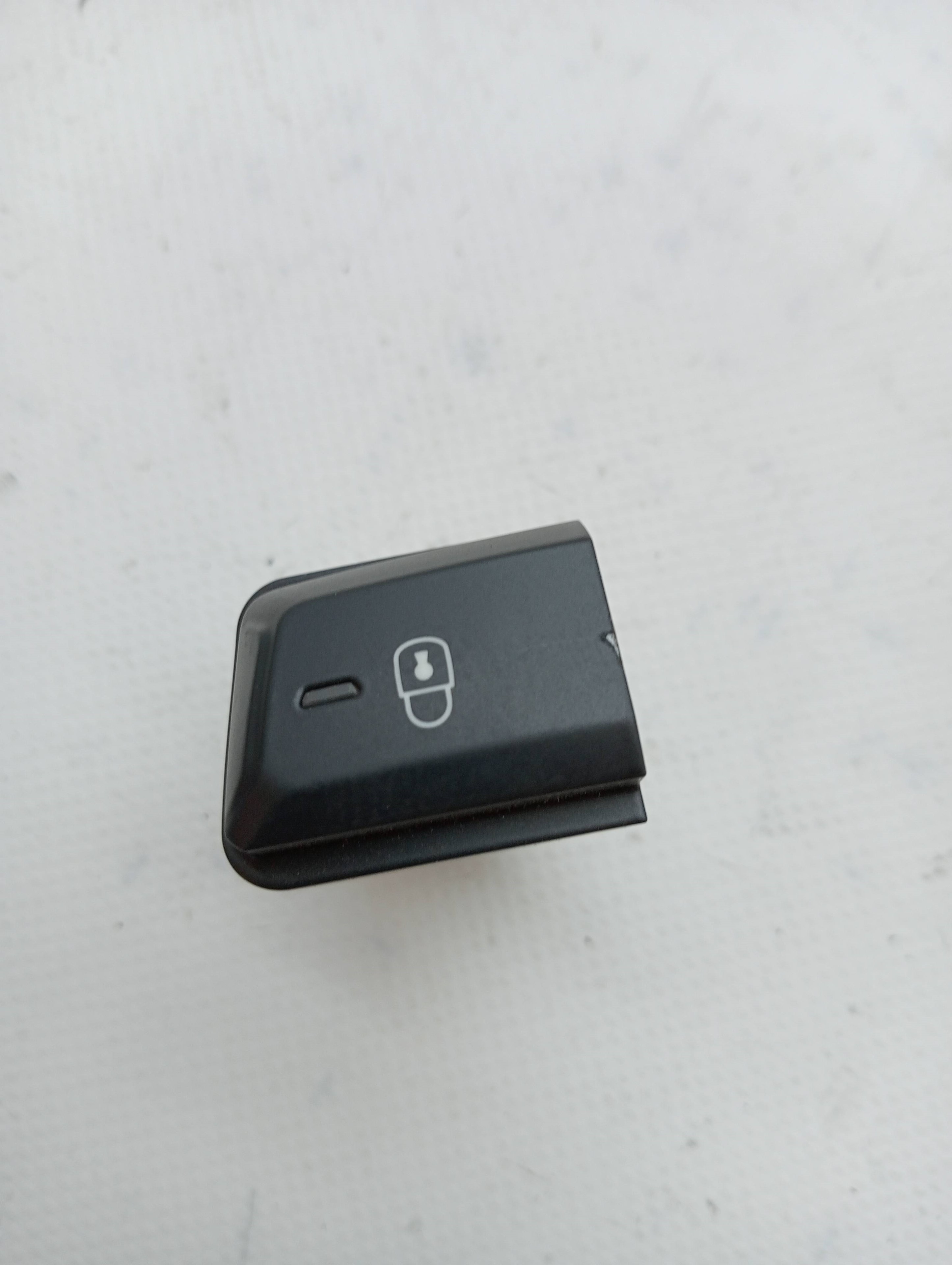 Módulo conforto PEUGEOT 2008 (P1)