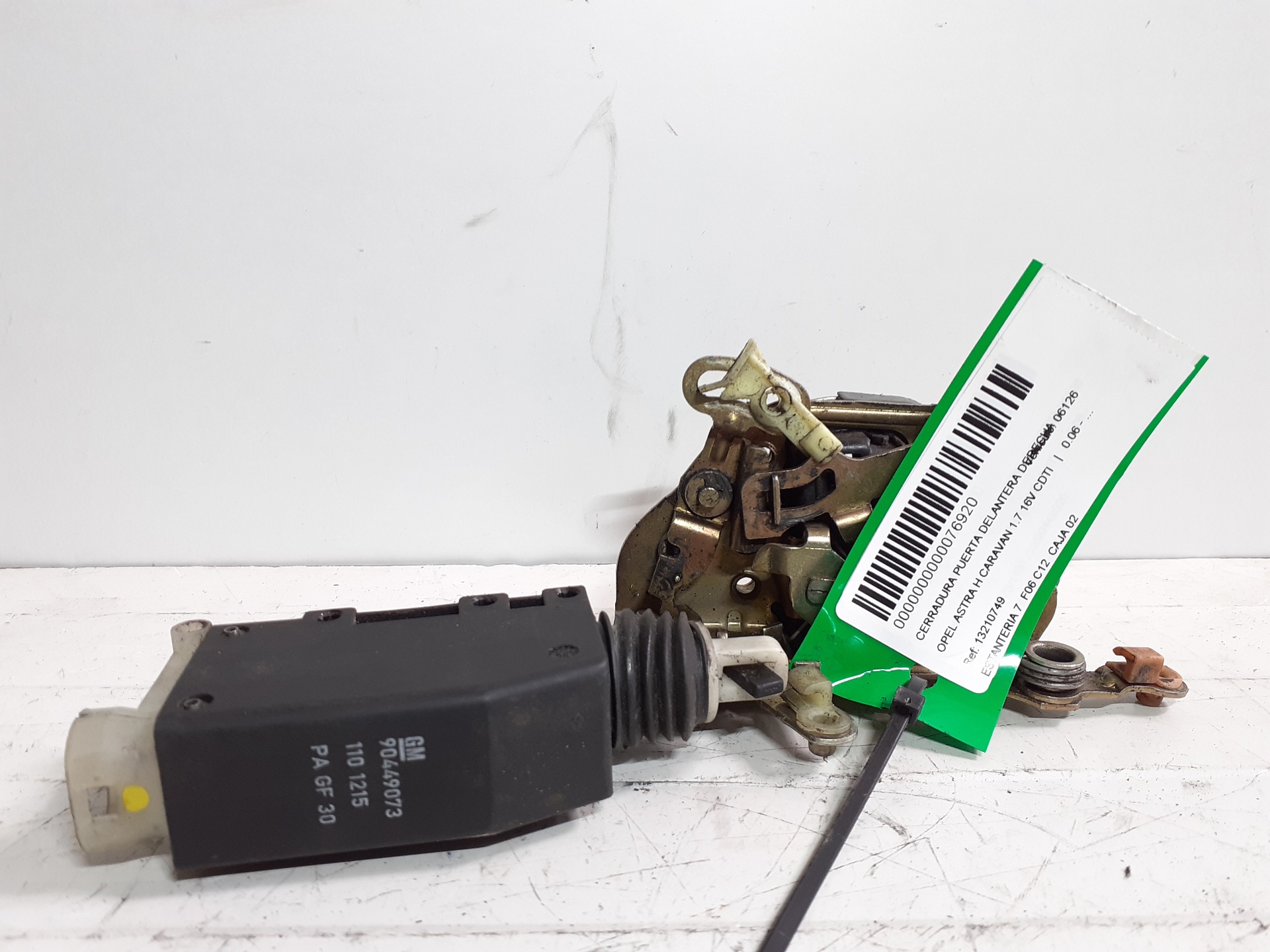 Front right door lock OPEL ASTRA H CARAVAN