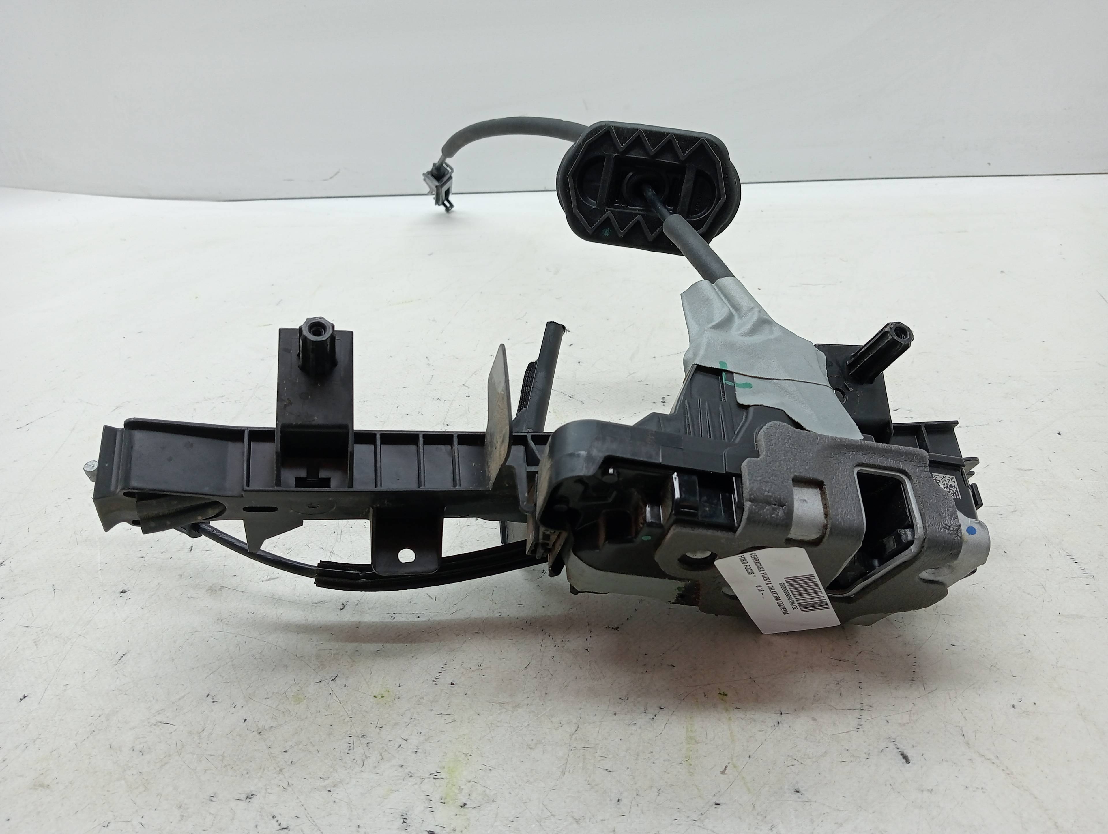 Serrure porte avant gauche FORD FOCUS