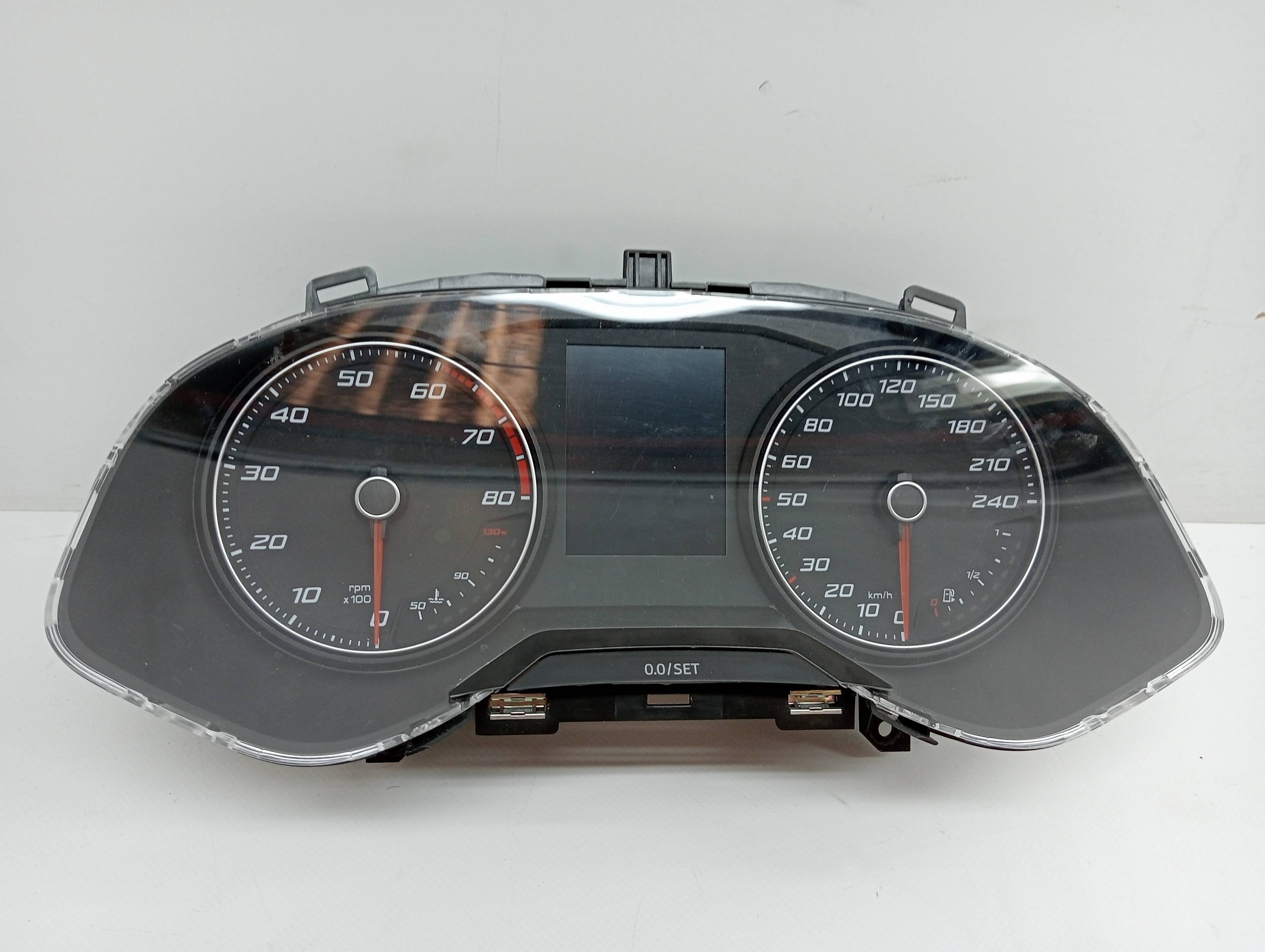 Combiné d’instruments SEAT IBIZA ST (6P8)