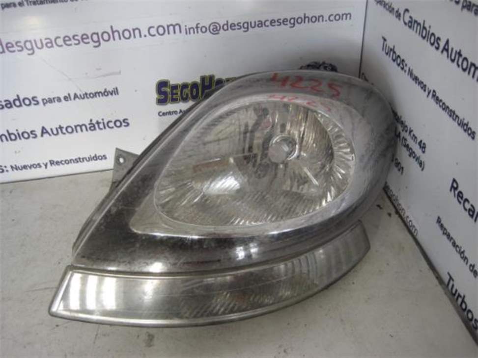 Farol esquerdo NISSAN PRIMASTAR (X83)