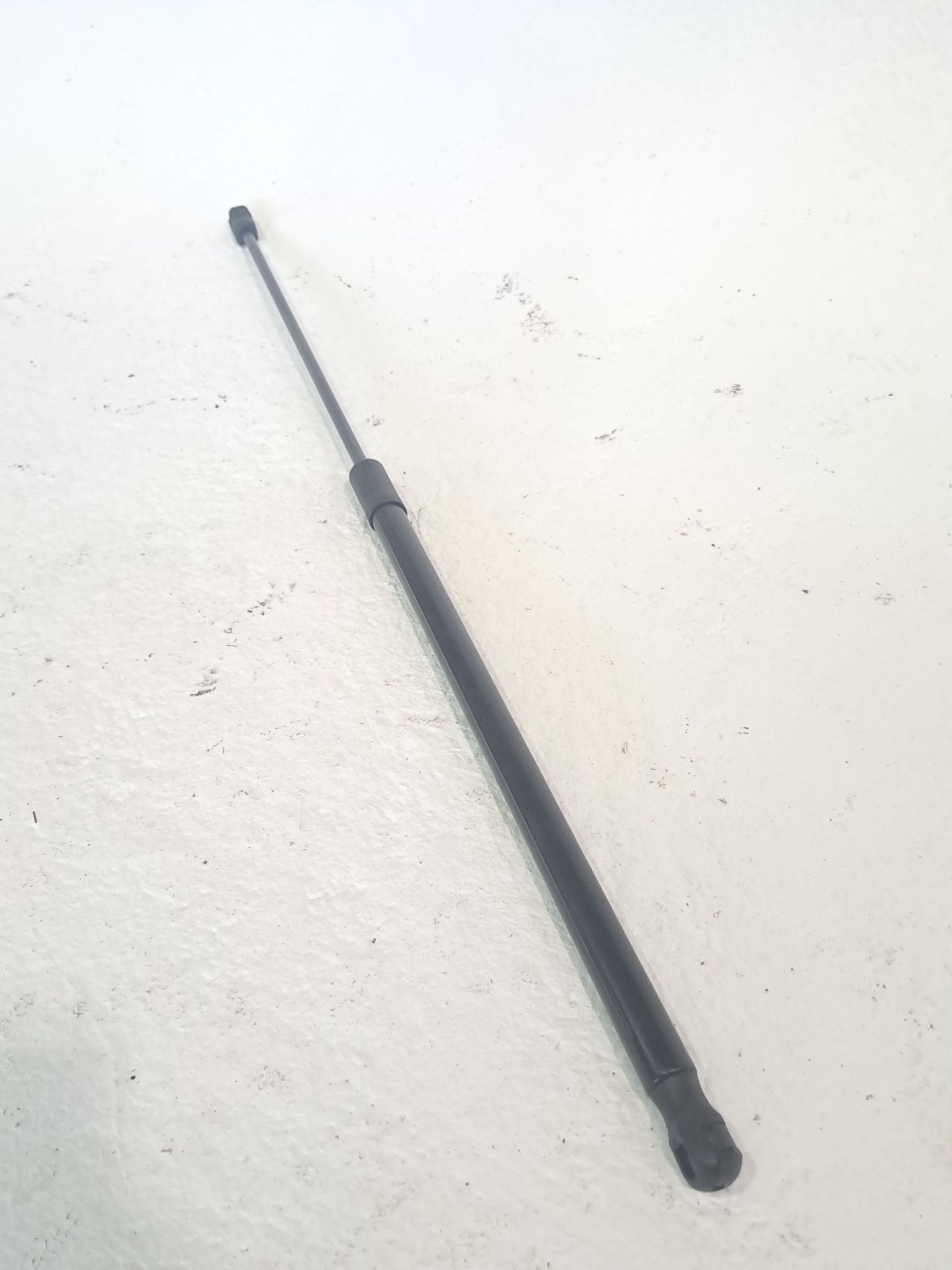 Bonnet Gas Struts VOLKSWAGEN PASSAT B7 VARIANT (365)