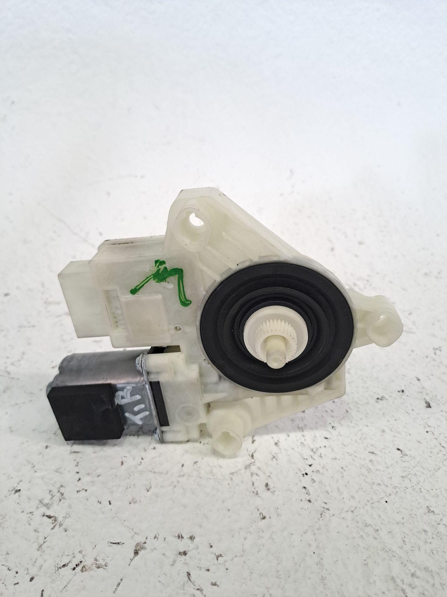 Rear Right Window Motor VOLKSWAGEN PASSAT B7 VARIANT (365)