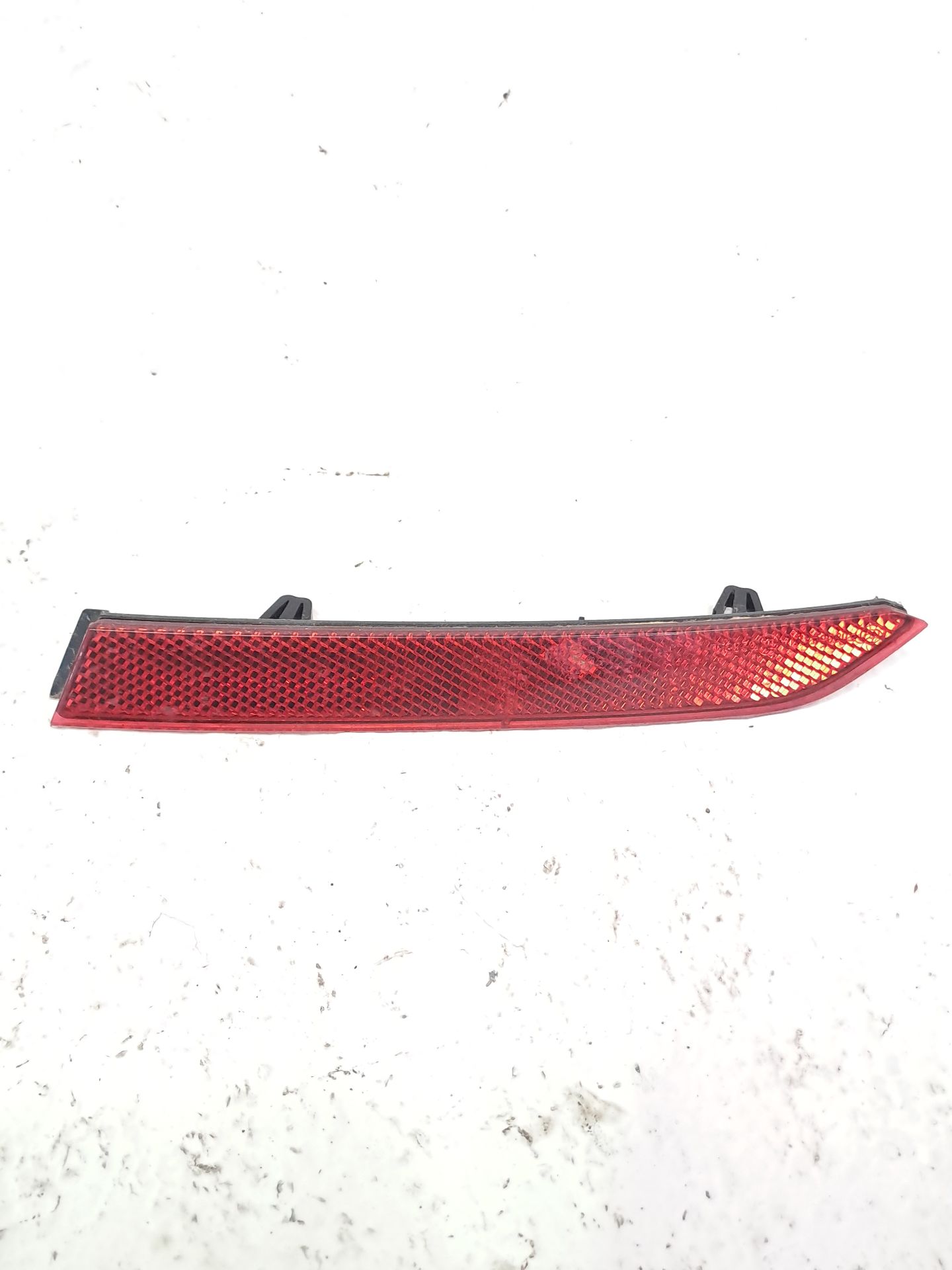 Center rear tail light VOLKSWAGEN PASSAT B7 VARIANT (365)