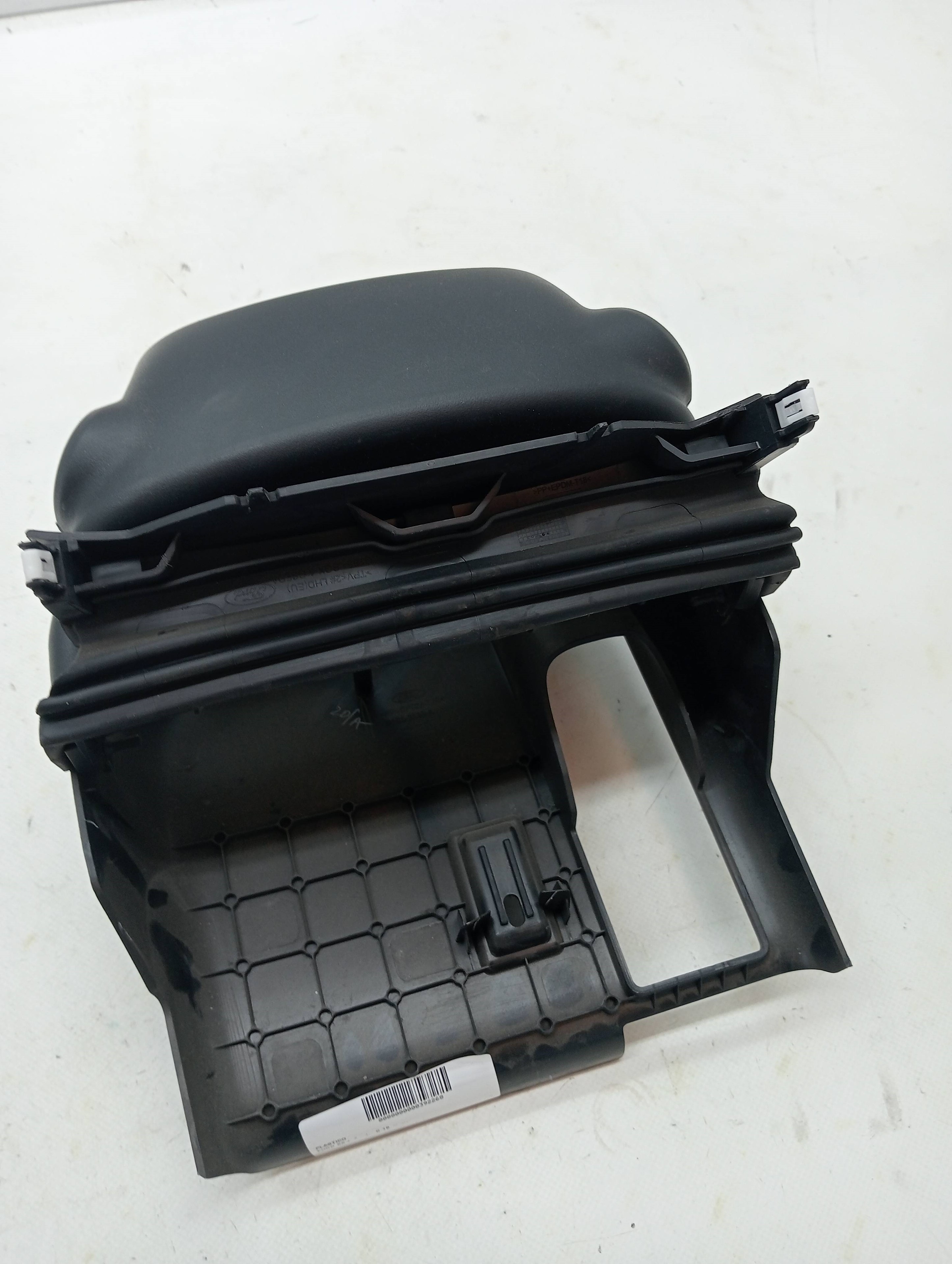 PLASTICO FORD KA+