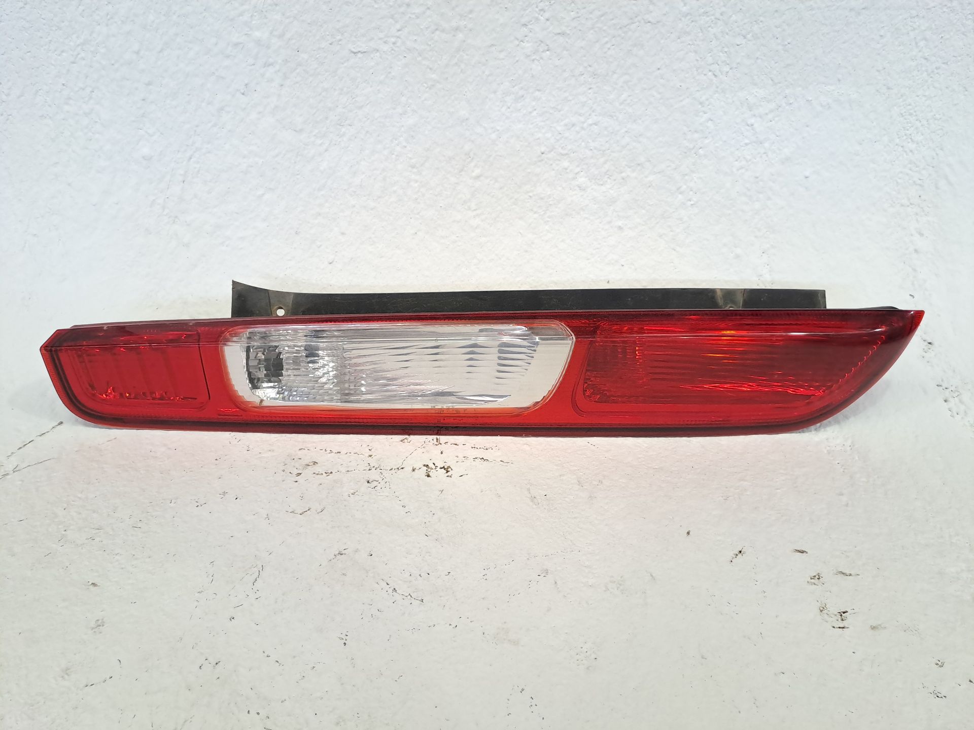 Heckleuchte links FORD FOCUS II (DA_, HCP, DP)