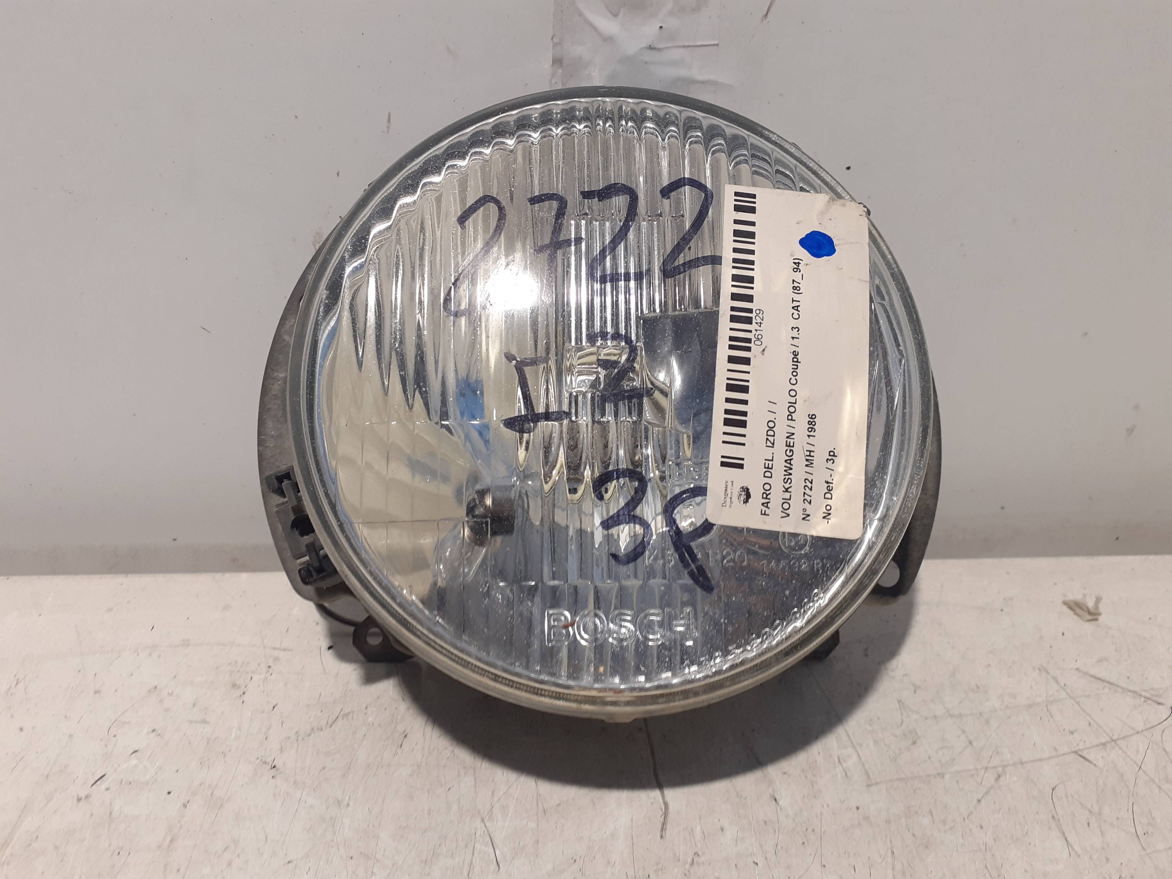 Left headlight VOLKSWAGEN POLO (9N1)