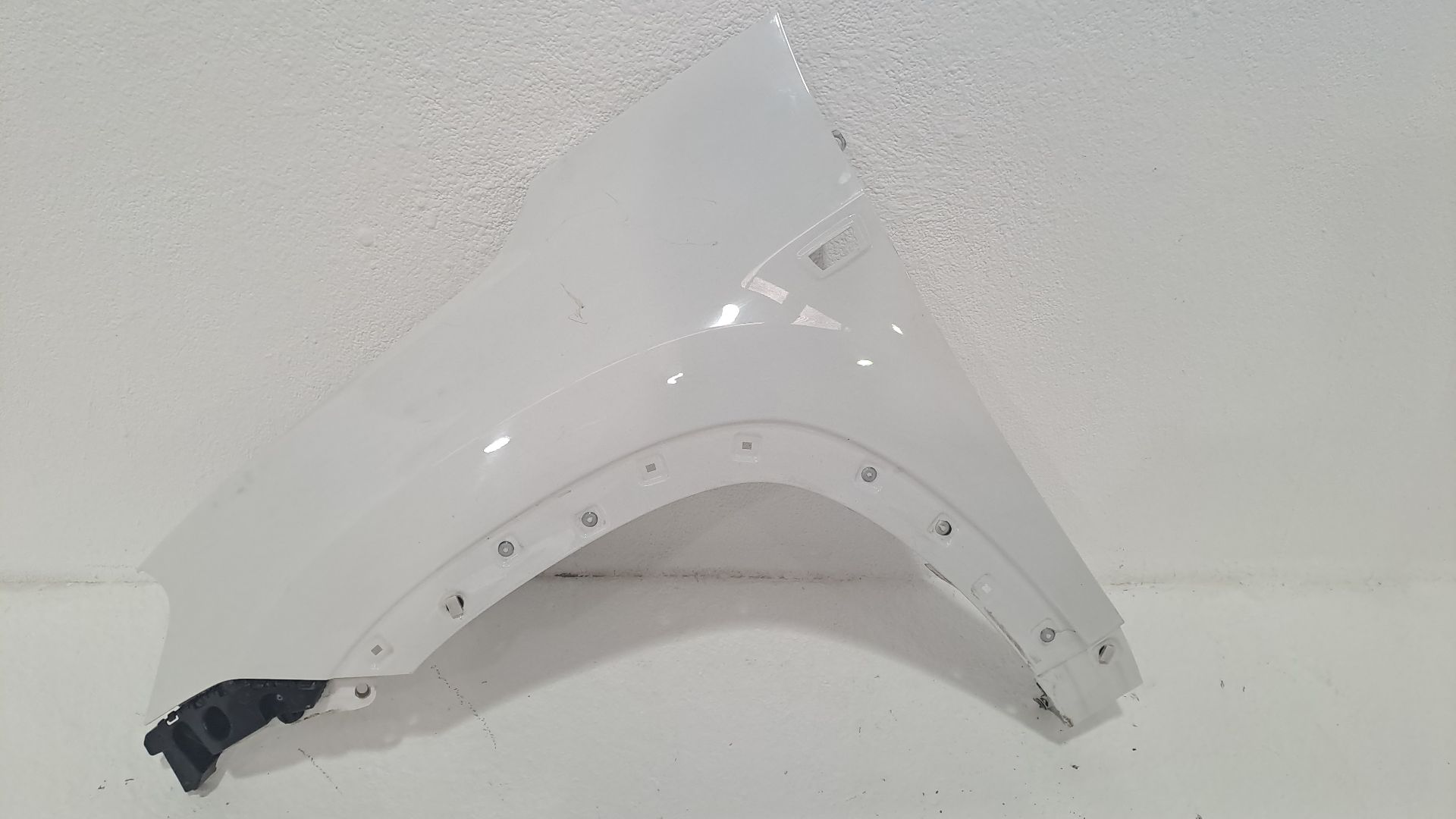 Front Left Fender CHEVROLET ORLANDO (J309)